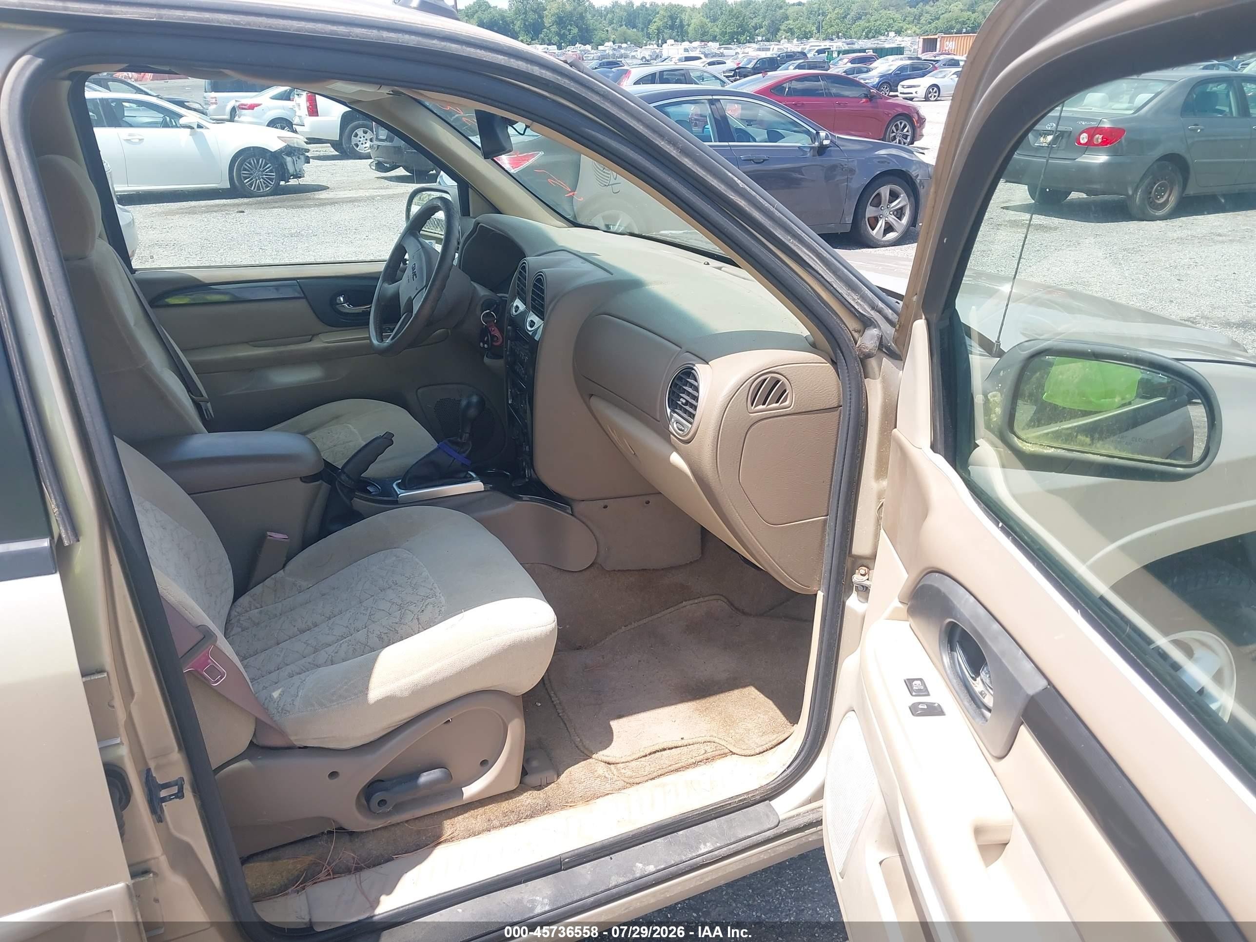 2004 Gmc Envoy Xl Sle Gold vin: 1GKET16S746130179