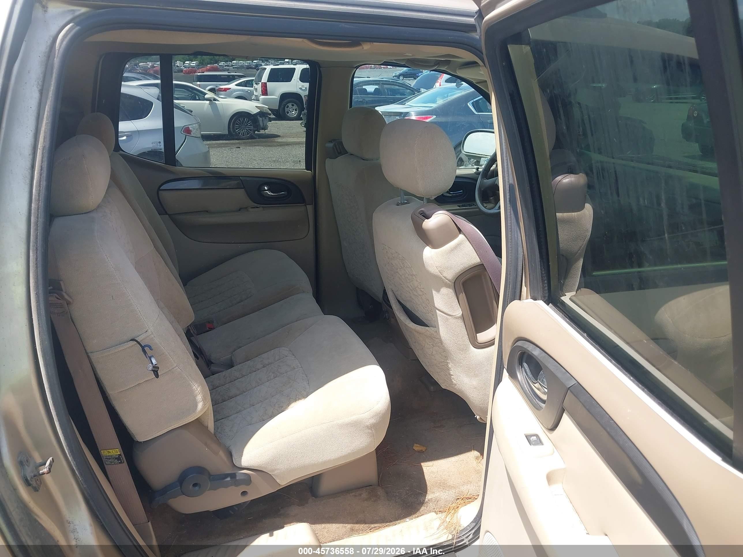 2004 Gmc Envoy Xl Sle Gold vin: 1GKET16S746130179