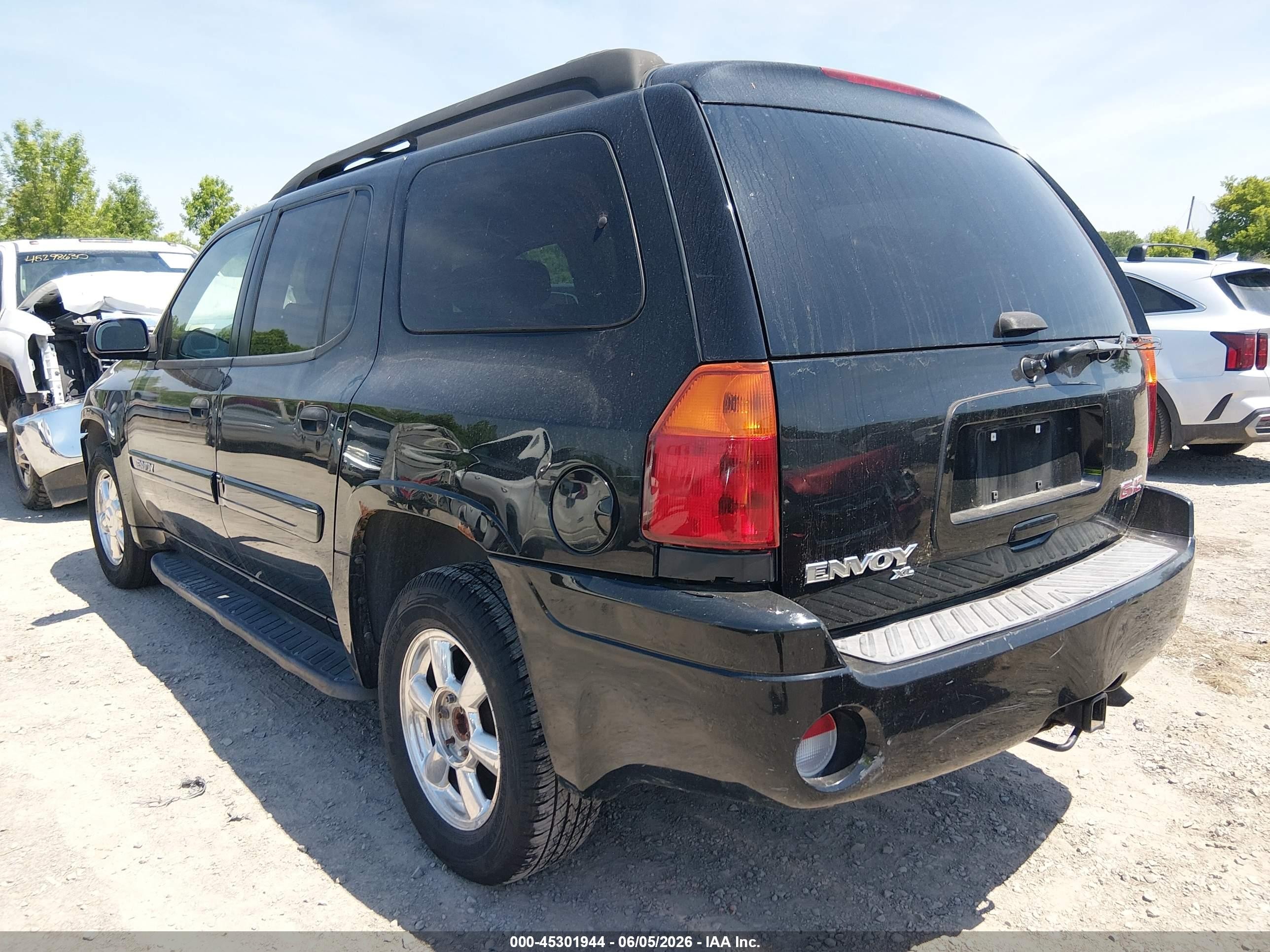 2004 Gmc Envoy Xl Sle Black vin: 1GKET16S746220822