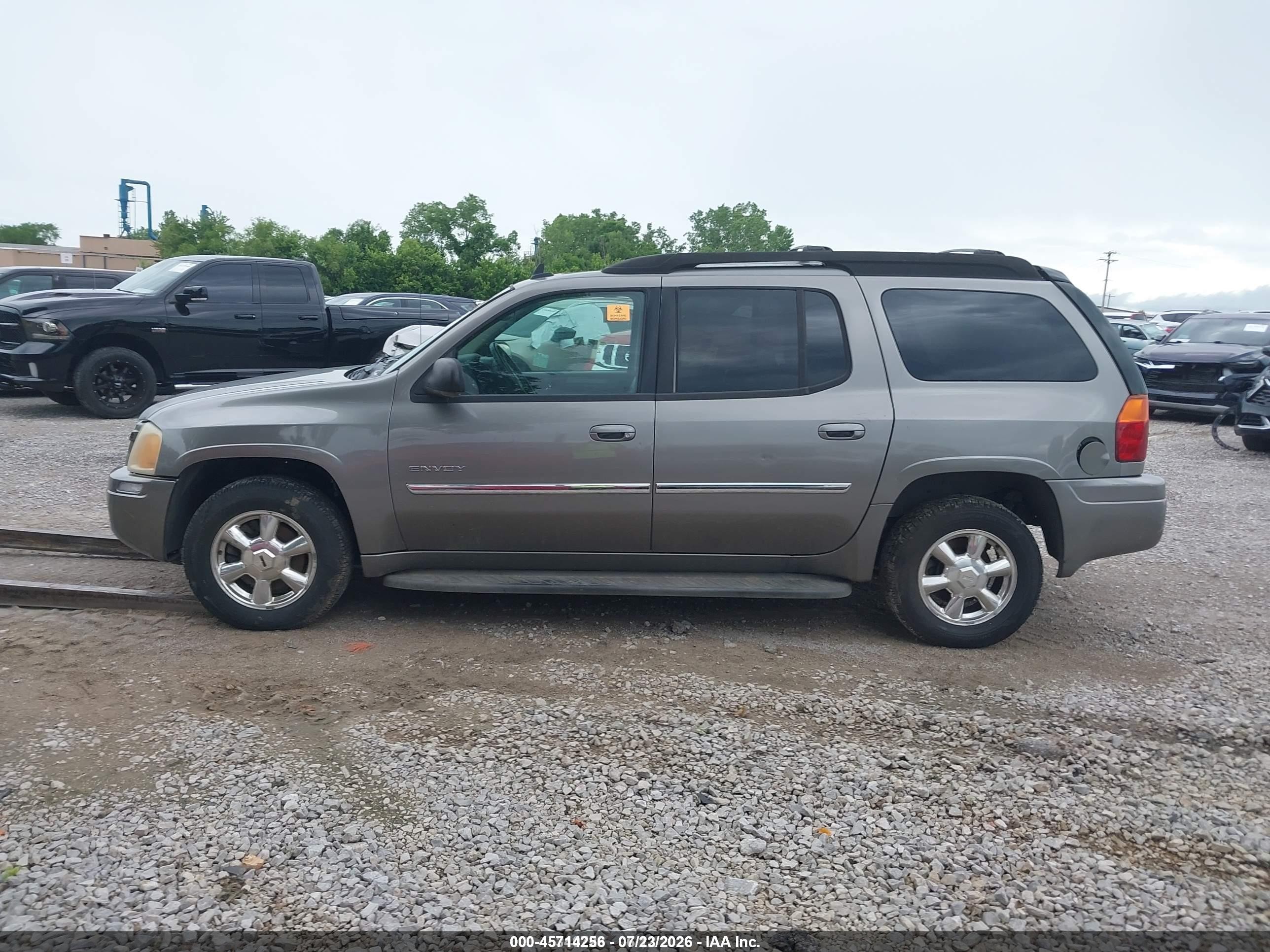 2006 Gmc Envoy Xl Slt Gray vin: 1GKET16S766107813