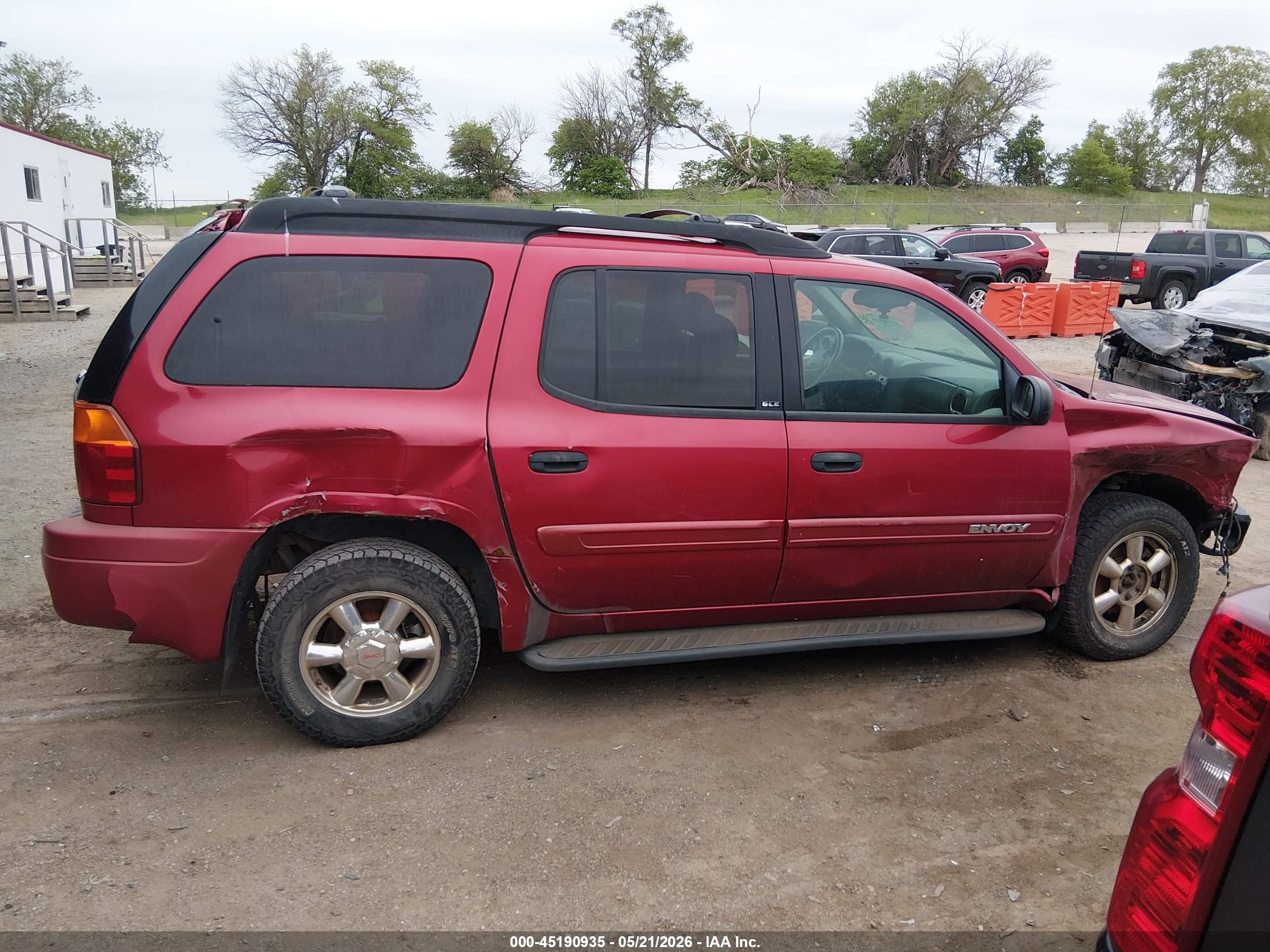 2003 Gmc Envoy Xl Sle Red vin: 1GKET16S836130089