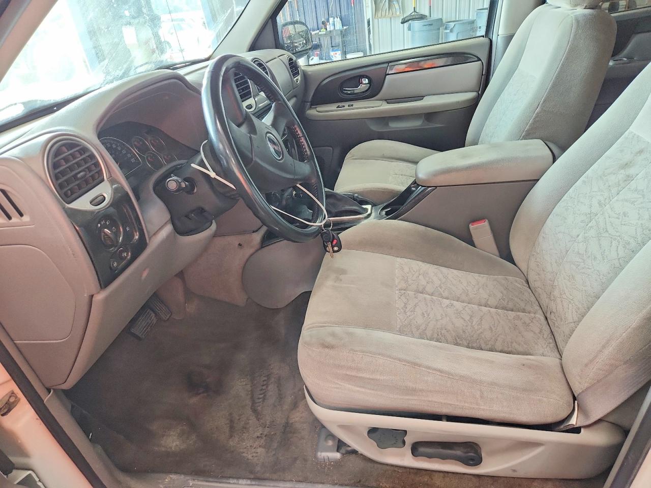2005 Gmc Envoy Xl Белый vin: 1GKET16SX56127715