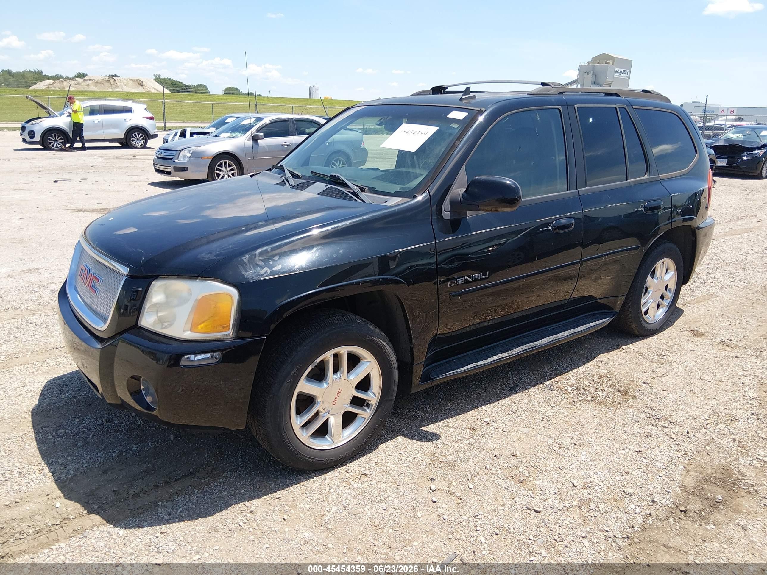 2006 Gmc Envoy Denali Black vin: 1GKET63M062112071