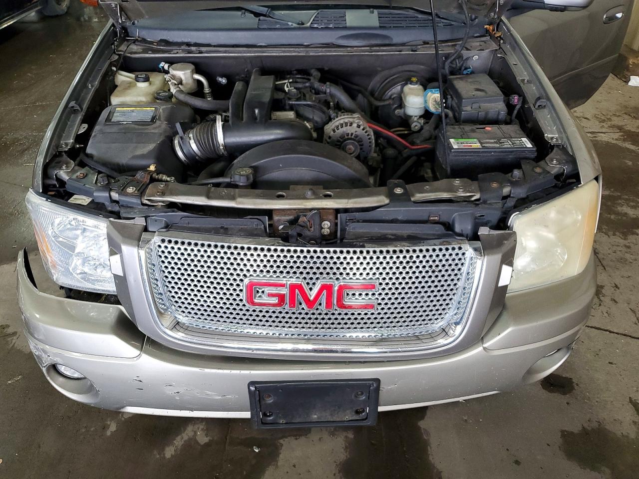 2008 Gmc Envoy Denali Серый vin: 1GKET63M082257873