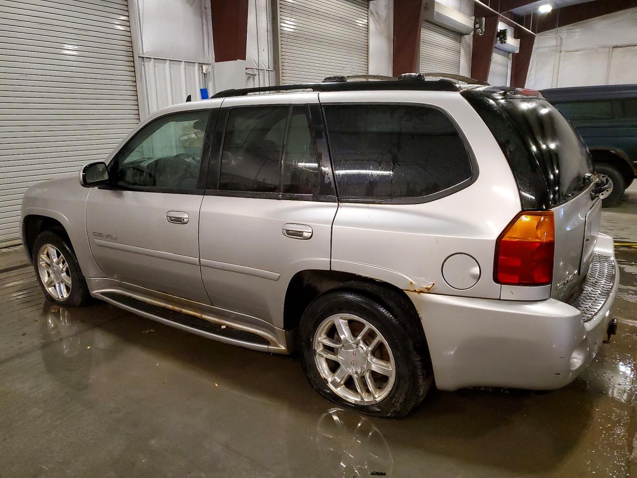 2006 Gmc Envoy Denali Silver vin: 1GKET63M162266787