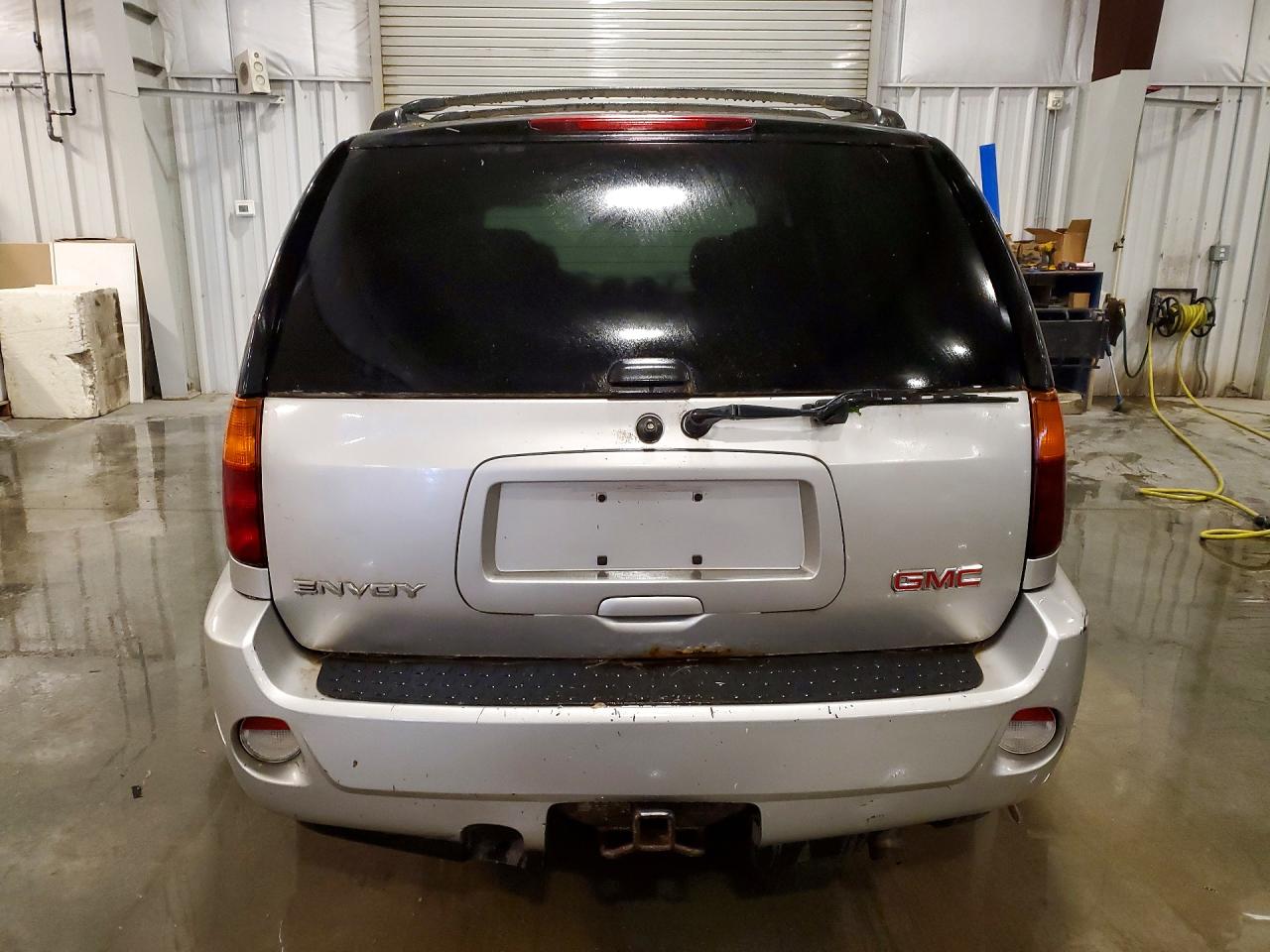 2006 Gmc Envoy Denali Silver vin: 1GKET63M162266787