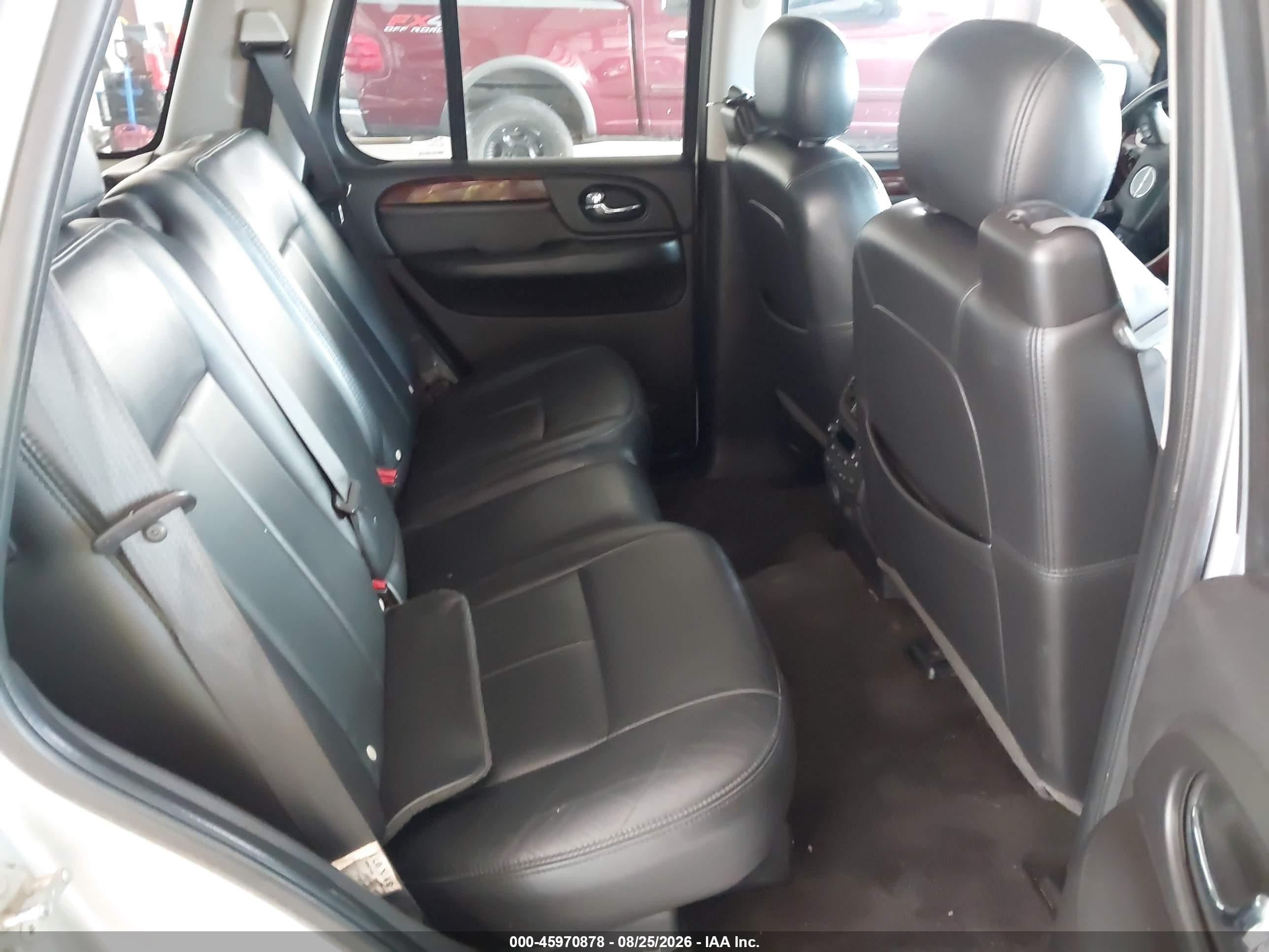 2007 Gmc Envoy Denali Silver vin: 1GKET63M172257668