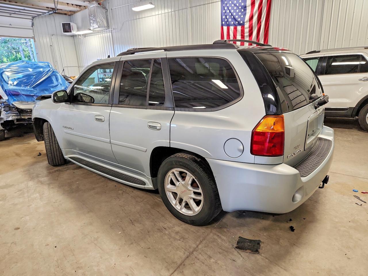 2008 Gmc Envoy Denali Gray vin: 1GKET63M382115842