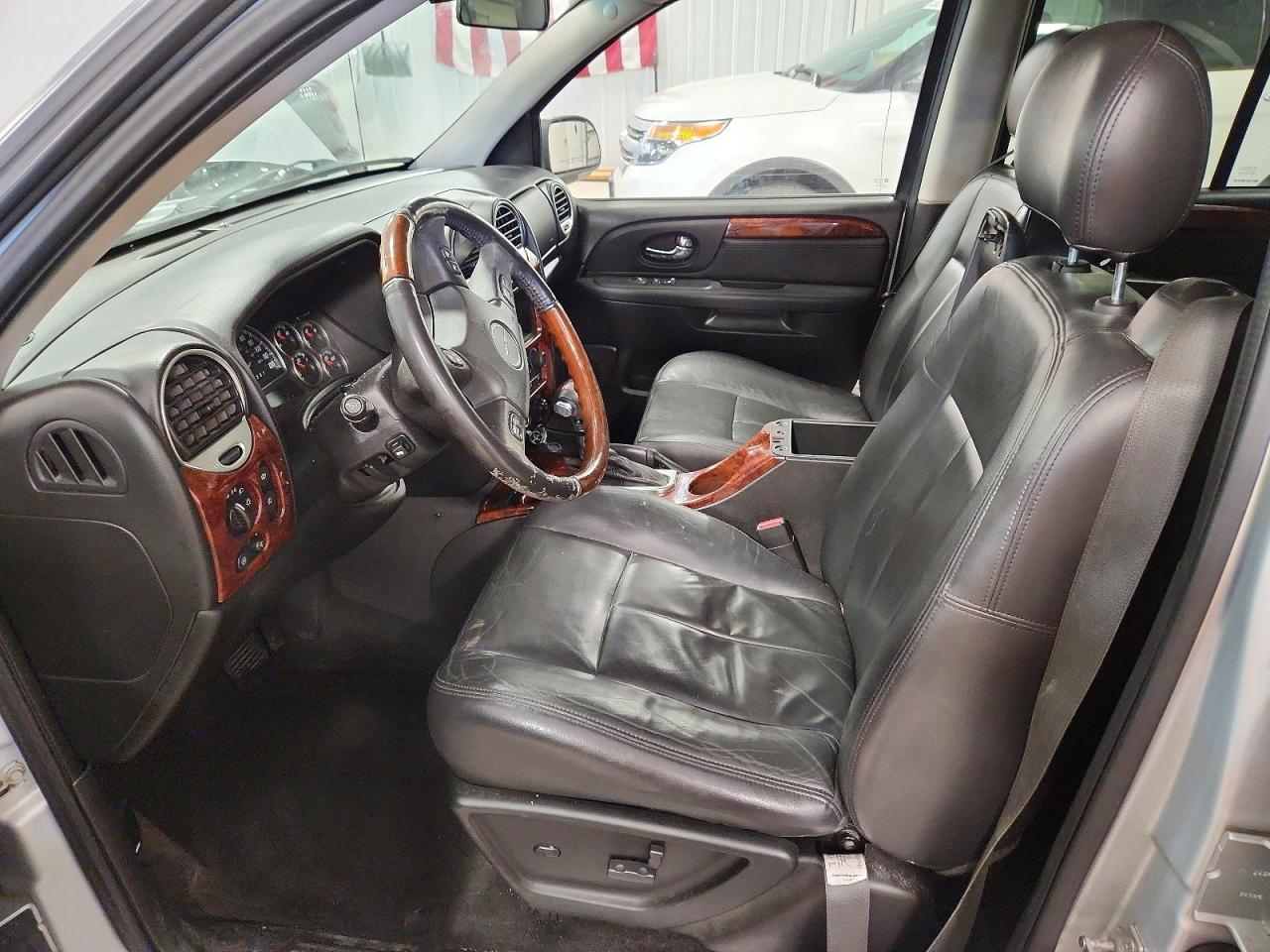 2008 Gmc Envoy Denali Gray vin: 1GKET63M382115842