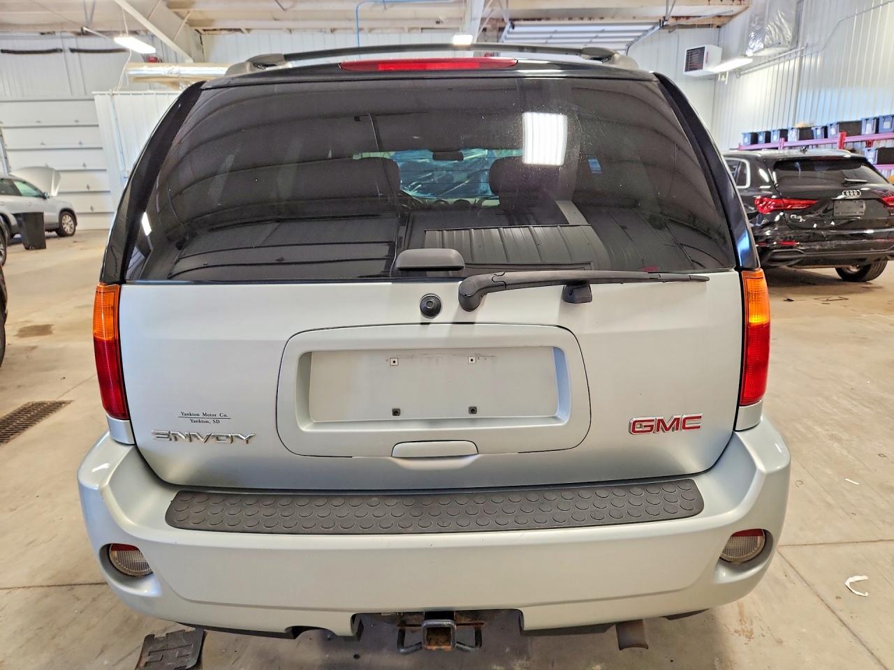 2008 Gmc Envoy Denali Gray vin: 1GKET63M382115842
