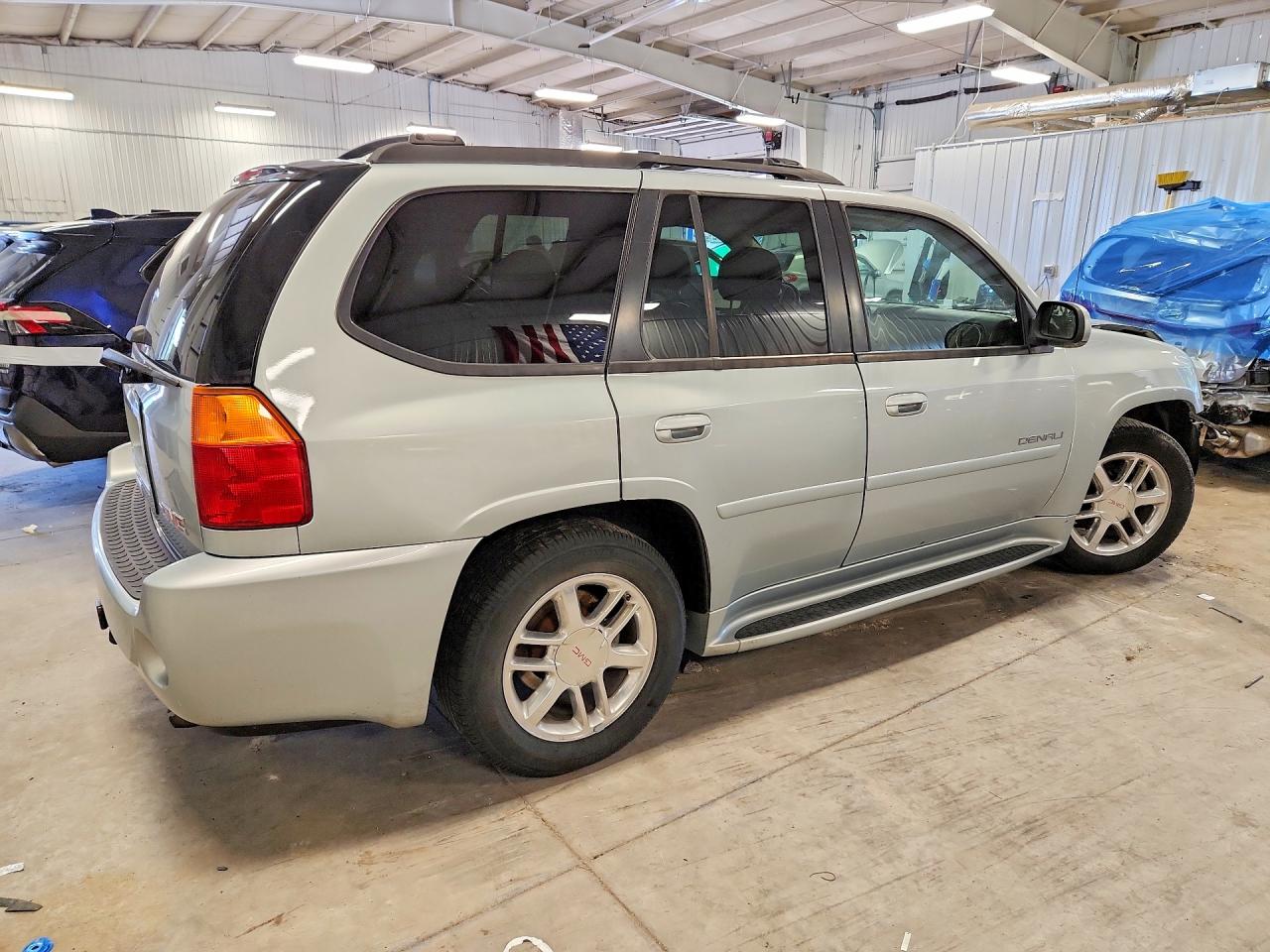 2008 Gmc Envoy Denali Gray vin: 1GKET63M382115842