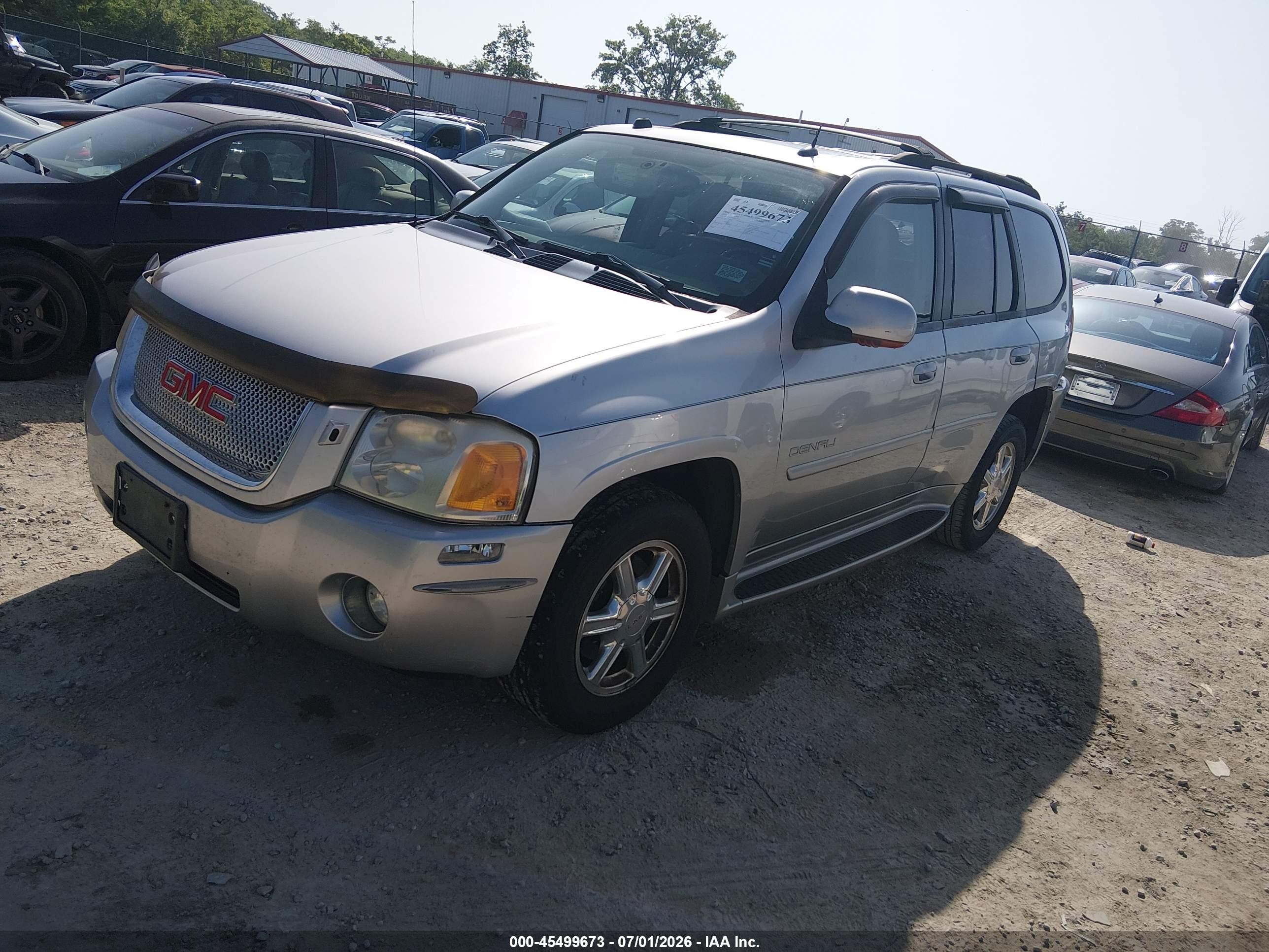 2005 Gmc Envoy Denali Silver vin: 1GKET63M552315925