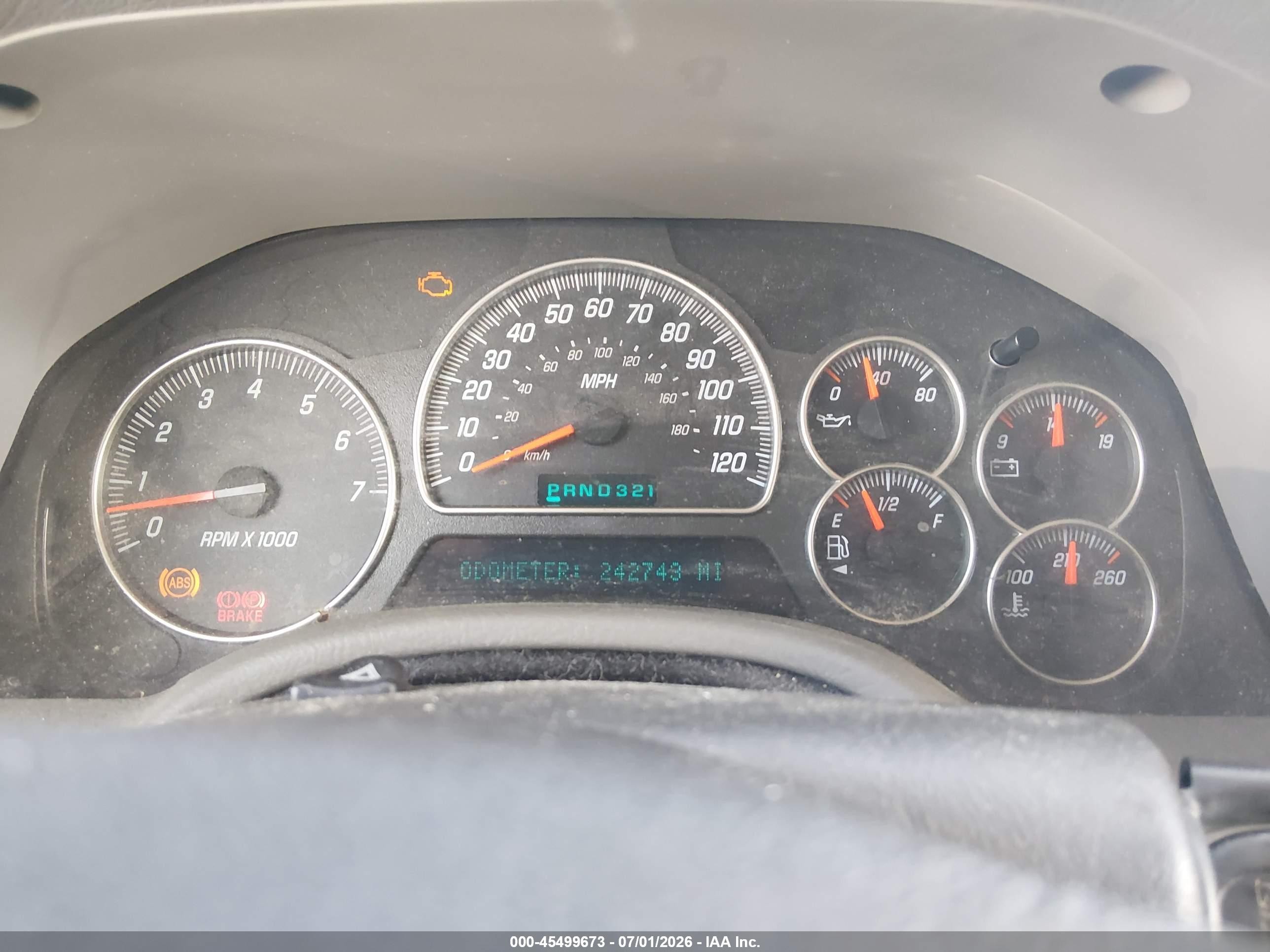2005 Gmc Envoy Denali Silver vin: 1GKET63M552315925