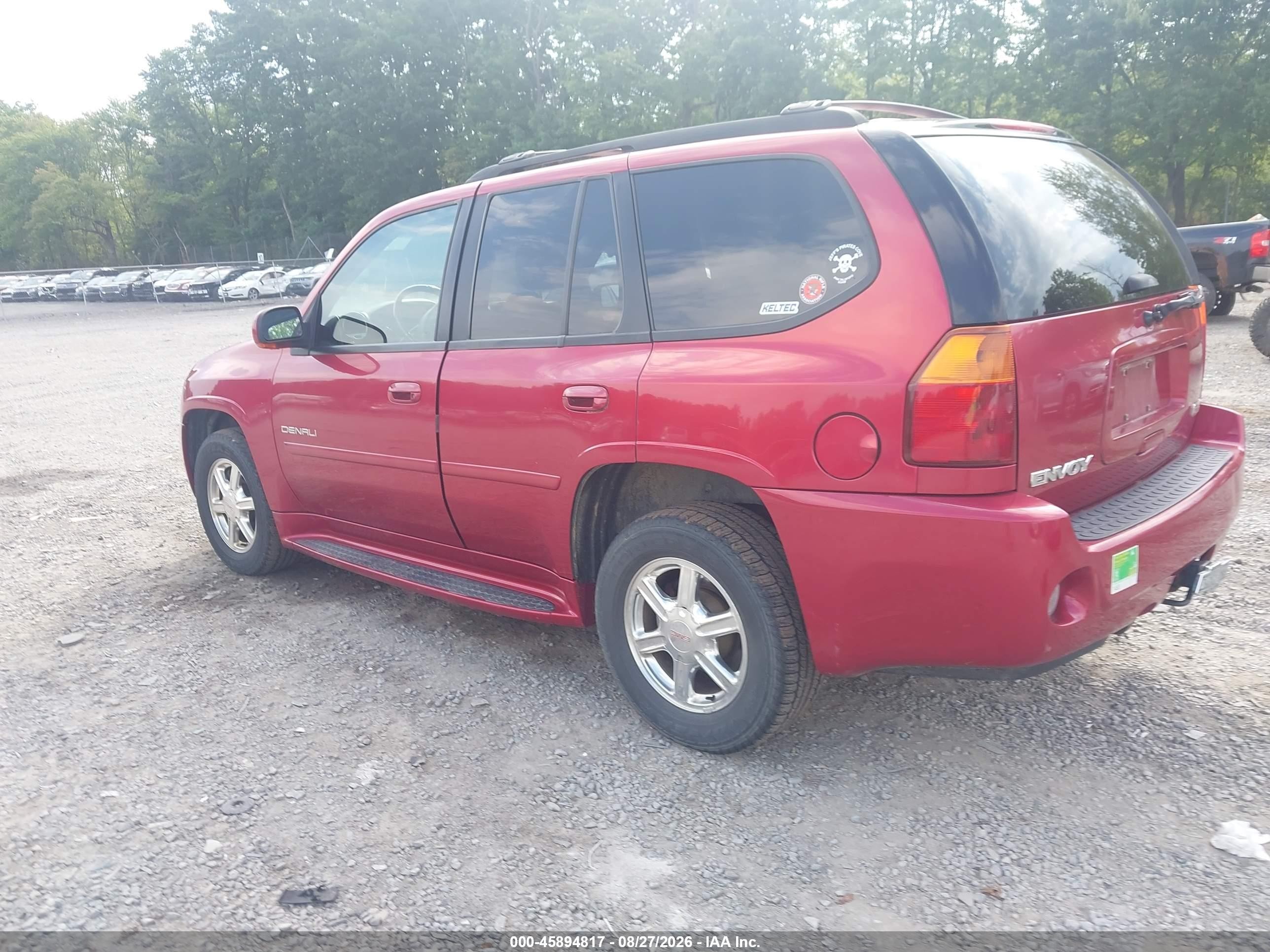 2005 Gmc Envoy Denali Red vin: 1GKET63M852311951