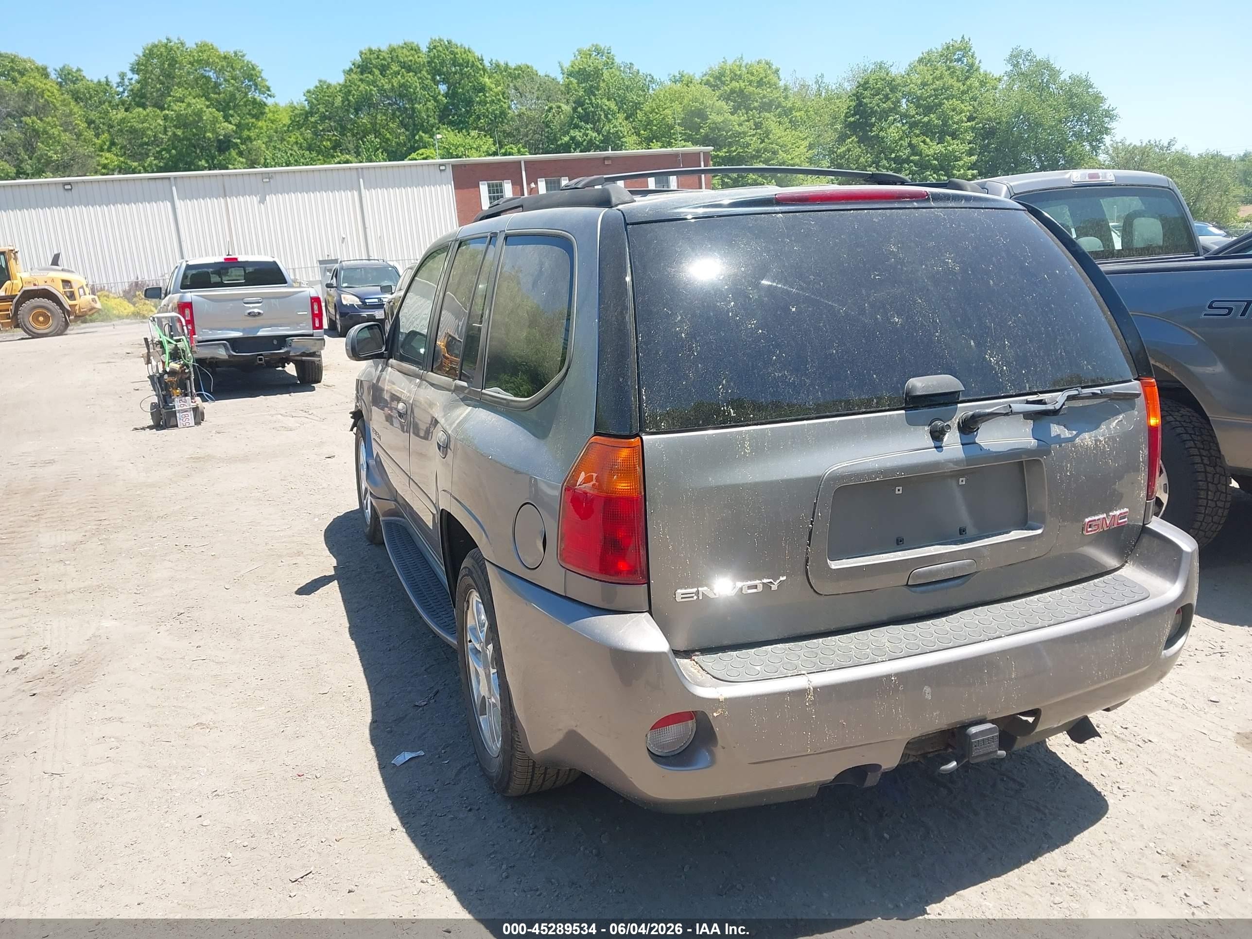 2006 Gmc Envoy Denali Gray vin: 1GKET63M862213441