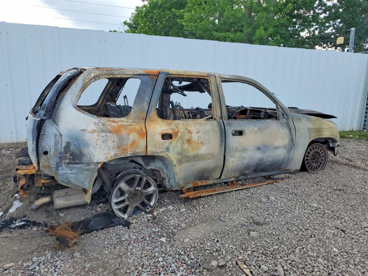 2006 Gmc Envoy Denali Burn vin: 1GKET63M862215271