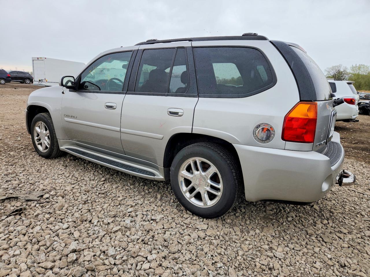 2008 Gmc Envoy Denali Серебряный vin: 1GKET63MX82167162