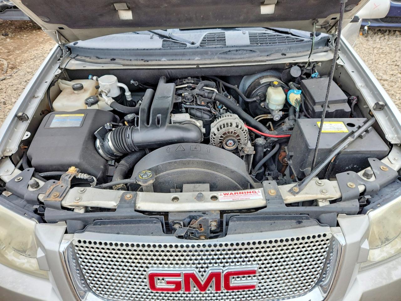 2008 Gmc Envoy Denali Серебряный vin: 1GKET63MX82167162