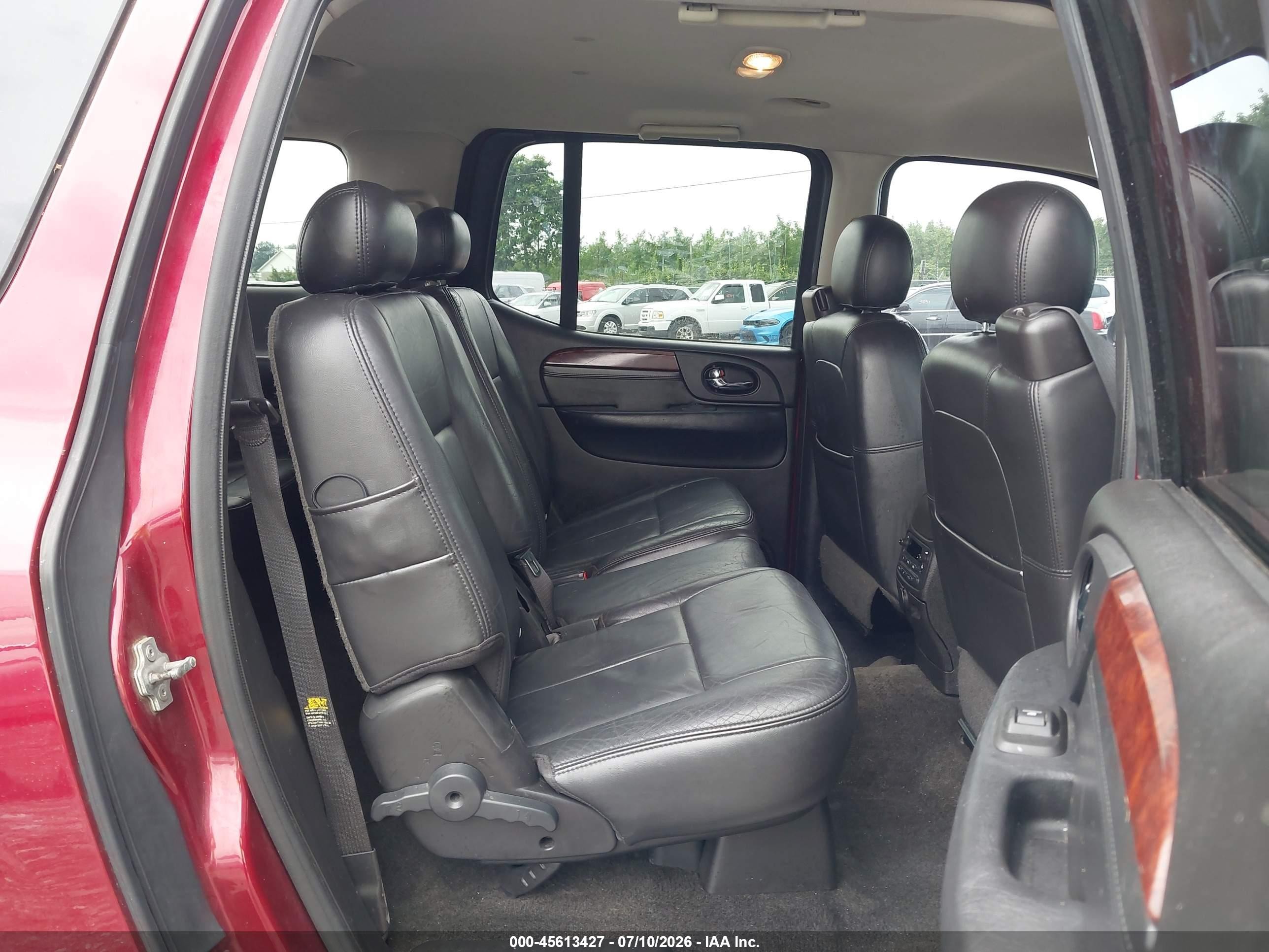 2006 Gmc Envoy Xl Denali Red vin: 1GKET66M366135607