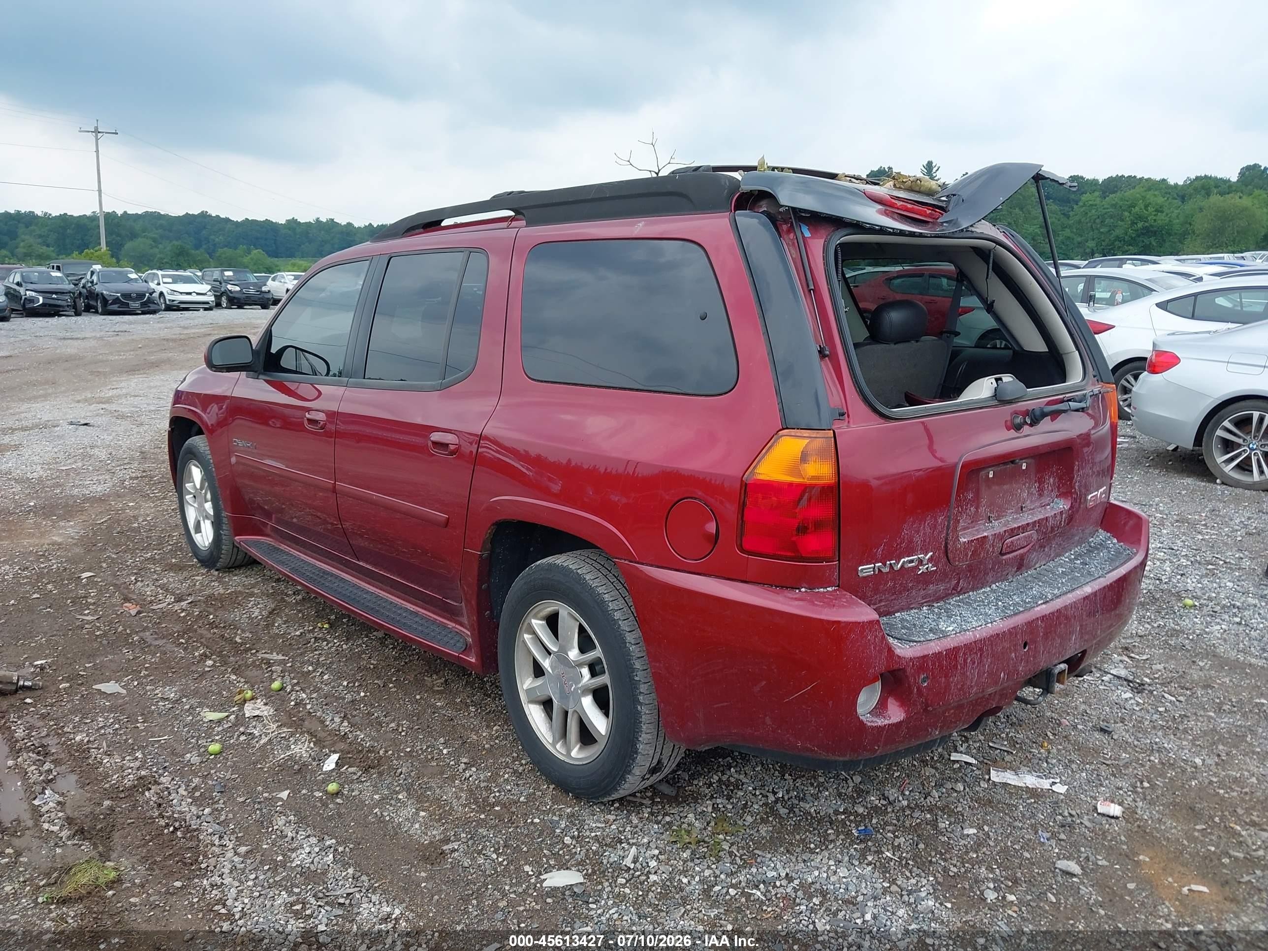 2006 Gmc Envoy Xl Denali Red vin: 1GKET66M366135607