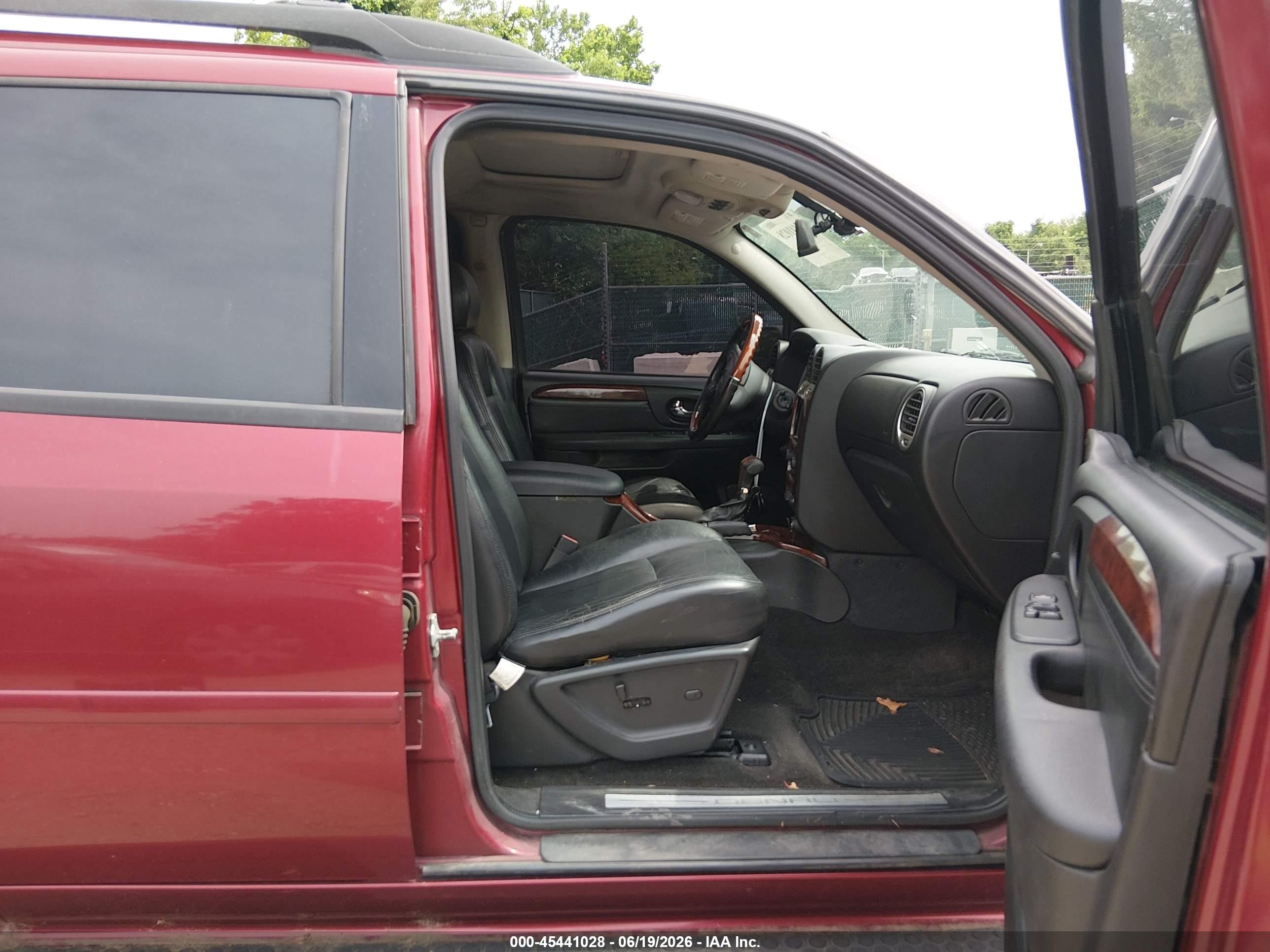 2006 Gmc Envoy Xl Denali Красный vin: 1GKET66MX66102913