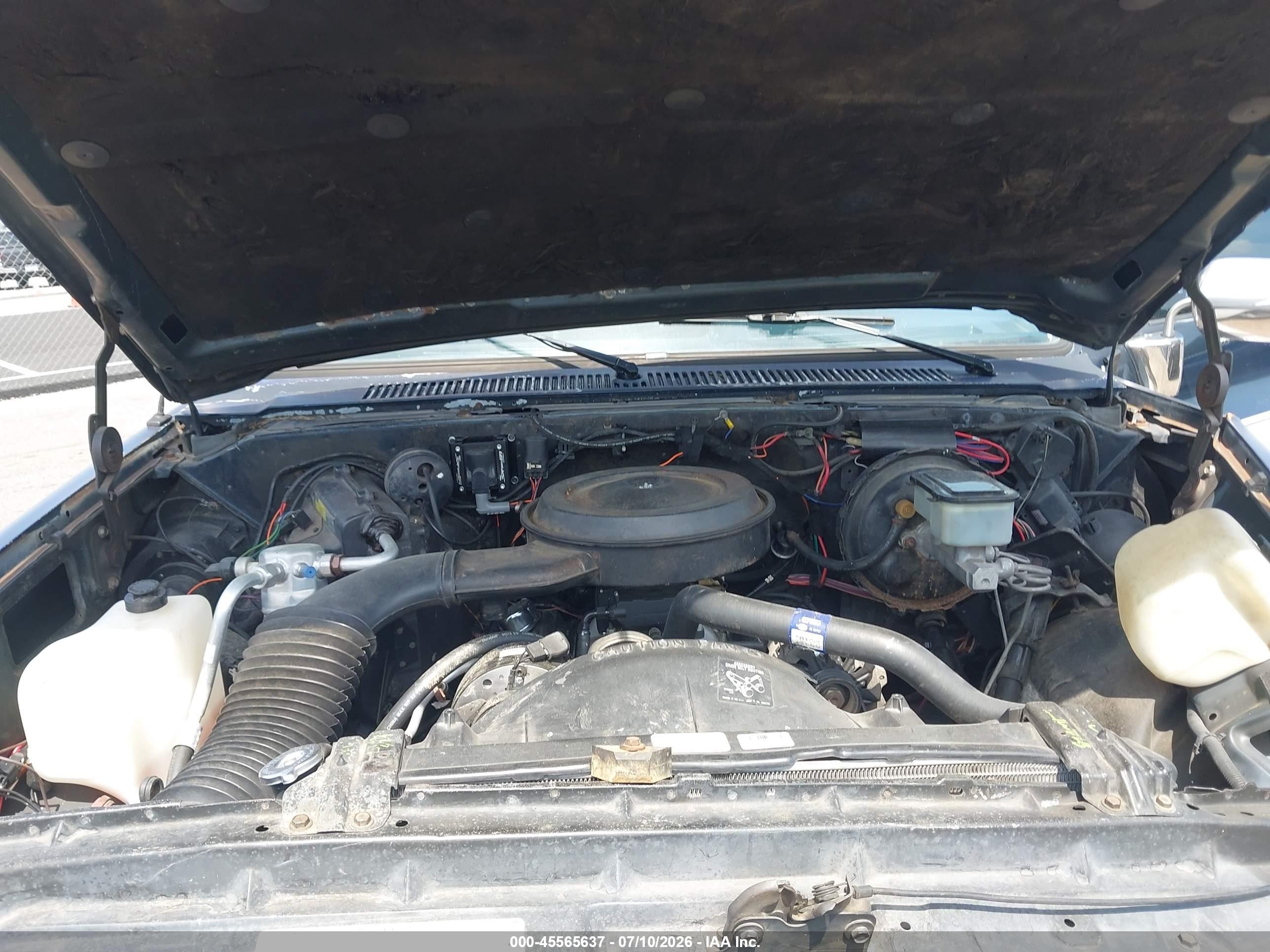 1989 Gmc Jimmy V15 Dark Blue vin: 1GKEV18K7KF533809