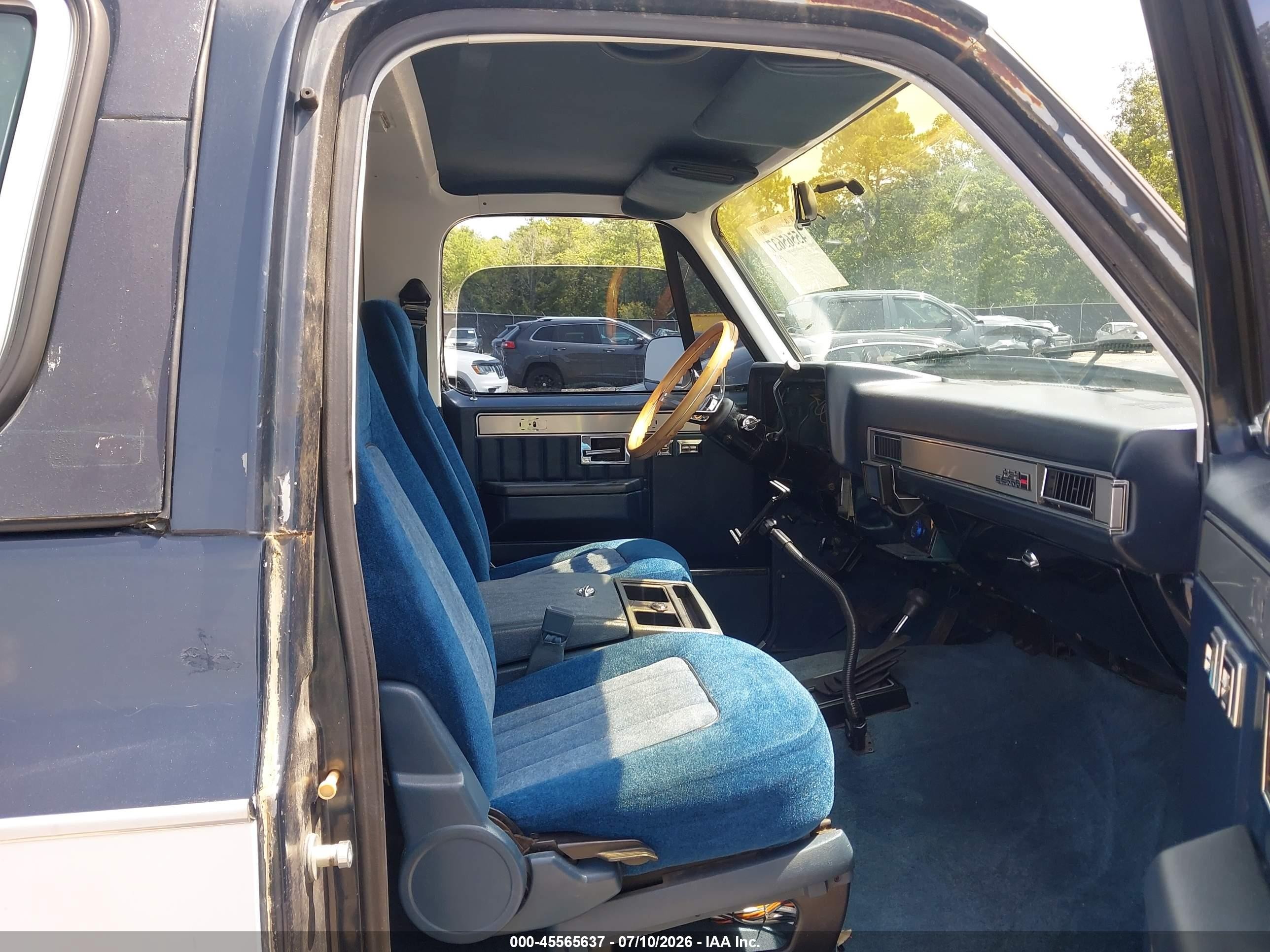 1989 Gmc Jimmy V15 Dark Blue vin: 1GKEV18K7KF533809