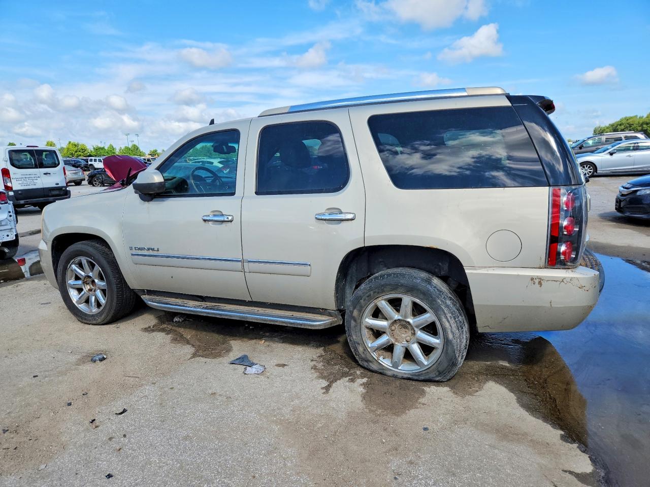 2009 Gmc Yukon Denali Beige vin: 1GKFC03269R229102