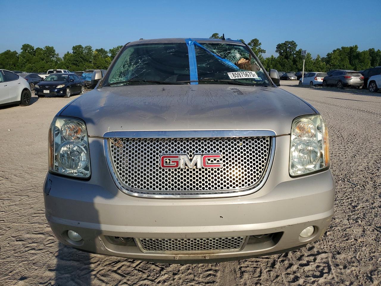 2009 Gmc Yukon Xl Denali Tan vin: 1GKFC06299R180263
