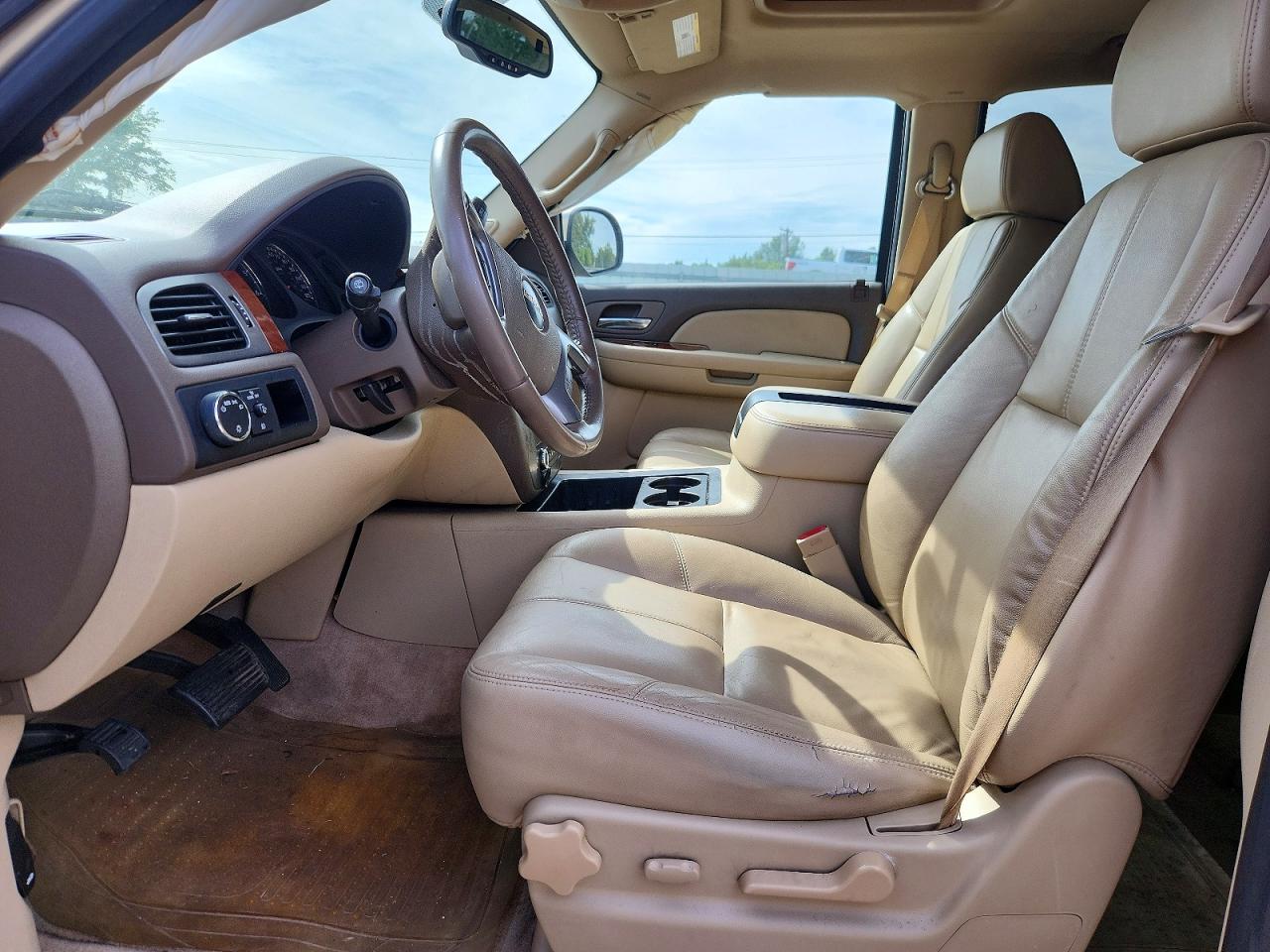 2008 Gmc Yukon Tan vin: 1GKFC13038R217511