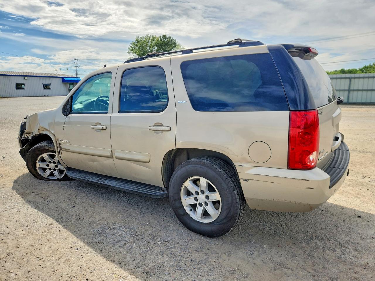 2008 Gmc Yukon Tan vin: 1GKFC13038R217511