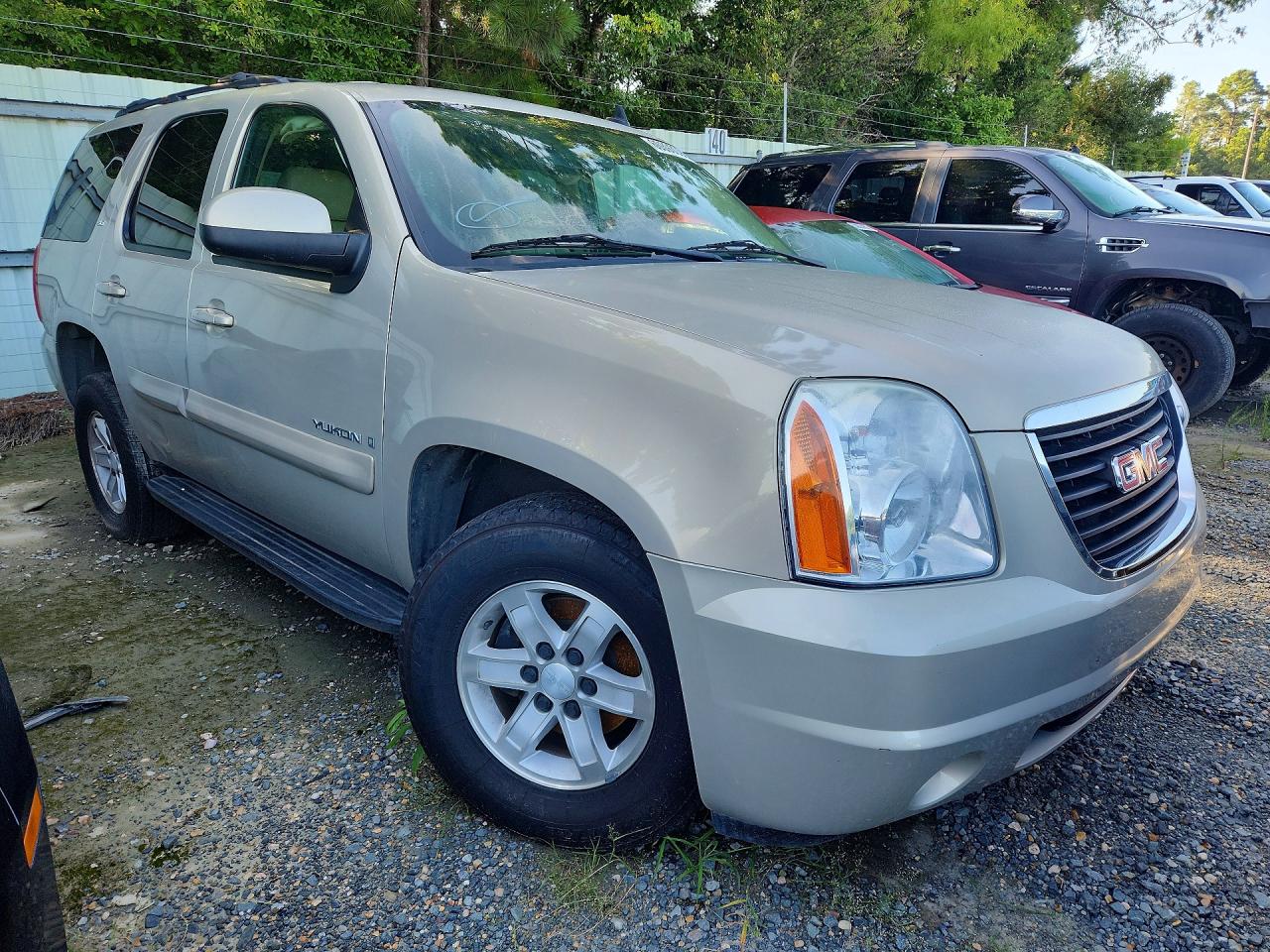 2008 Gmc Yukon Tan vin: 1GKFC13038R217511