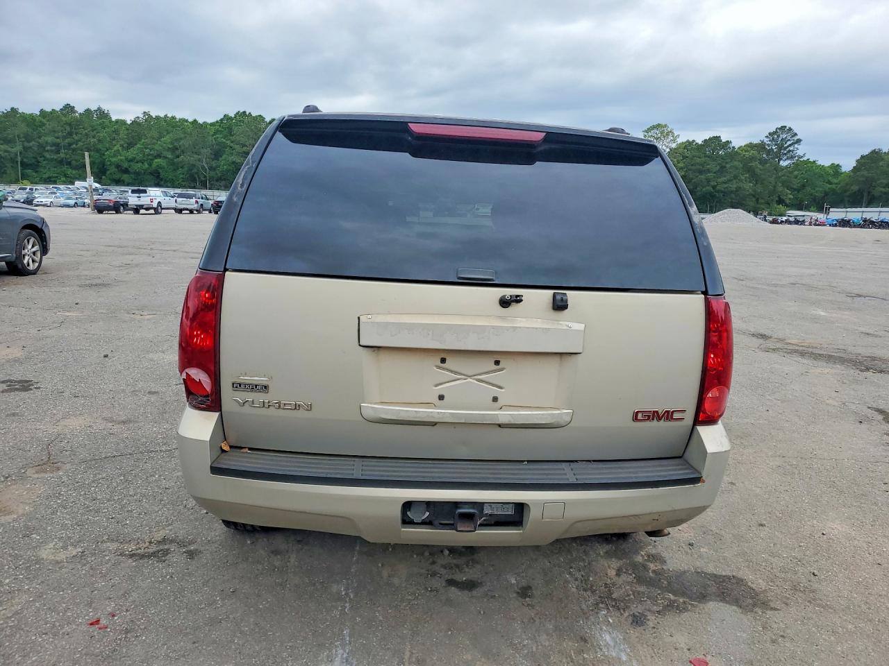 2007 Gmc Yukon Tan vin: 1GKFC13057R232736