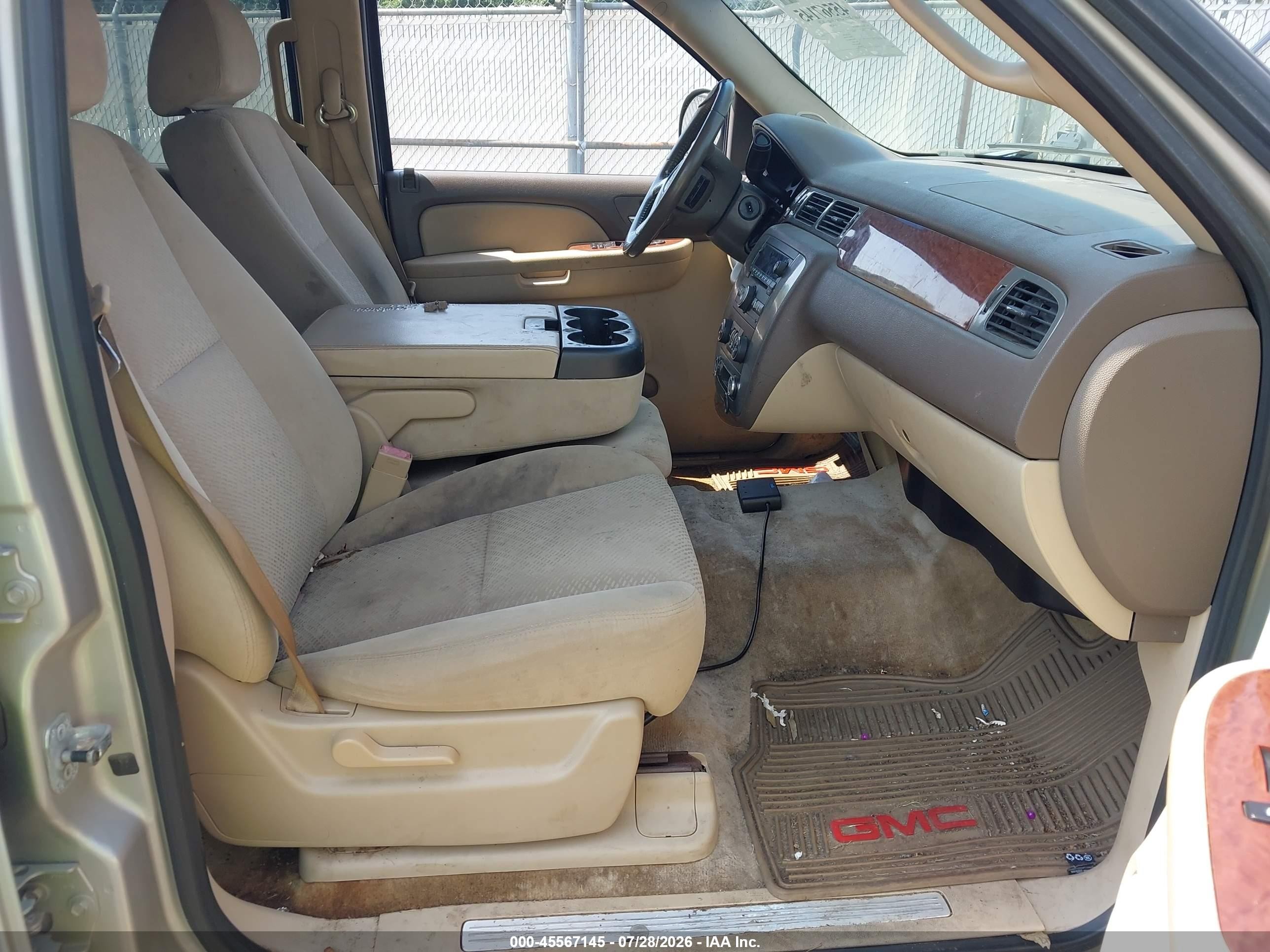 2008 Gmc Yukon Sle Beige vin: 1GKFC13058R242894