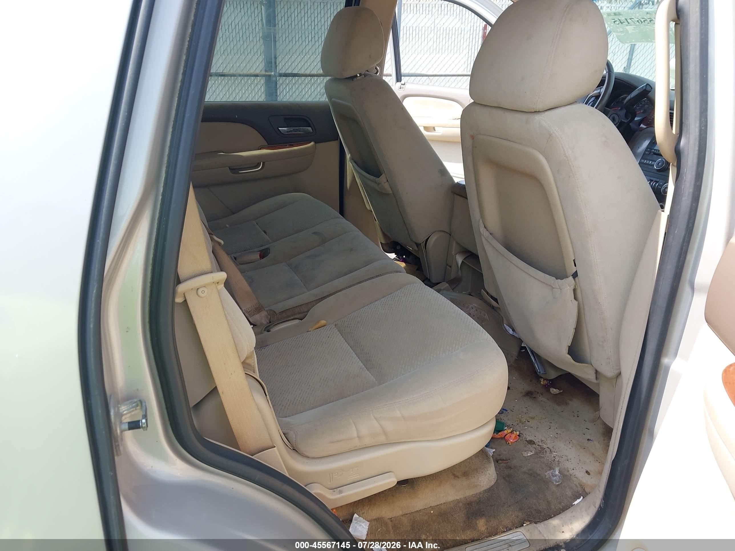 2008 Gmc Yukon Sle Beige vin: 1GKFC13058R242894