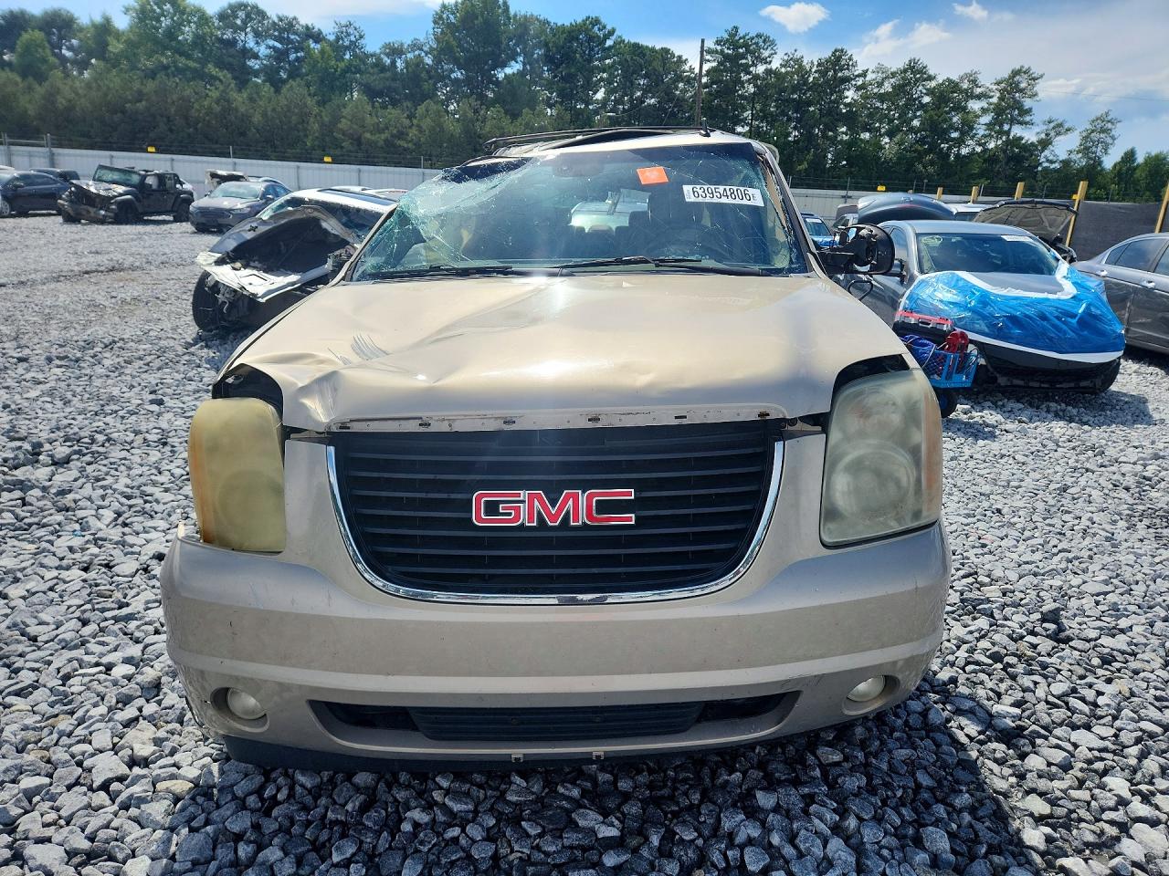 2008 Gmc Yukon Бежевый vin: 1GKFC13068J190710