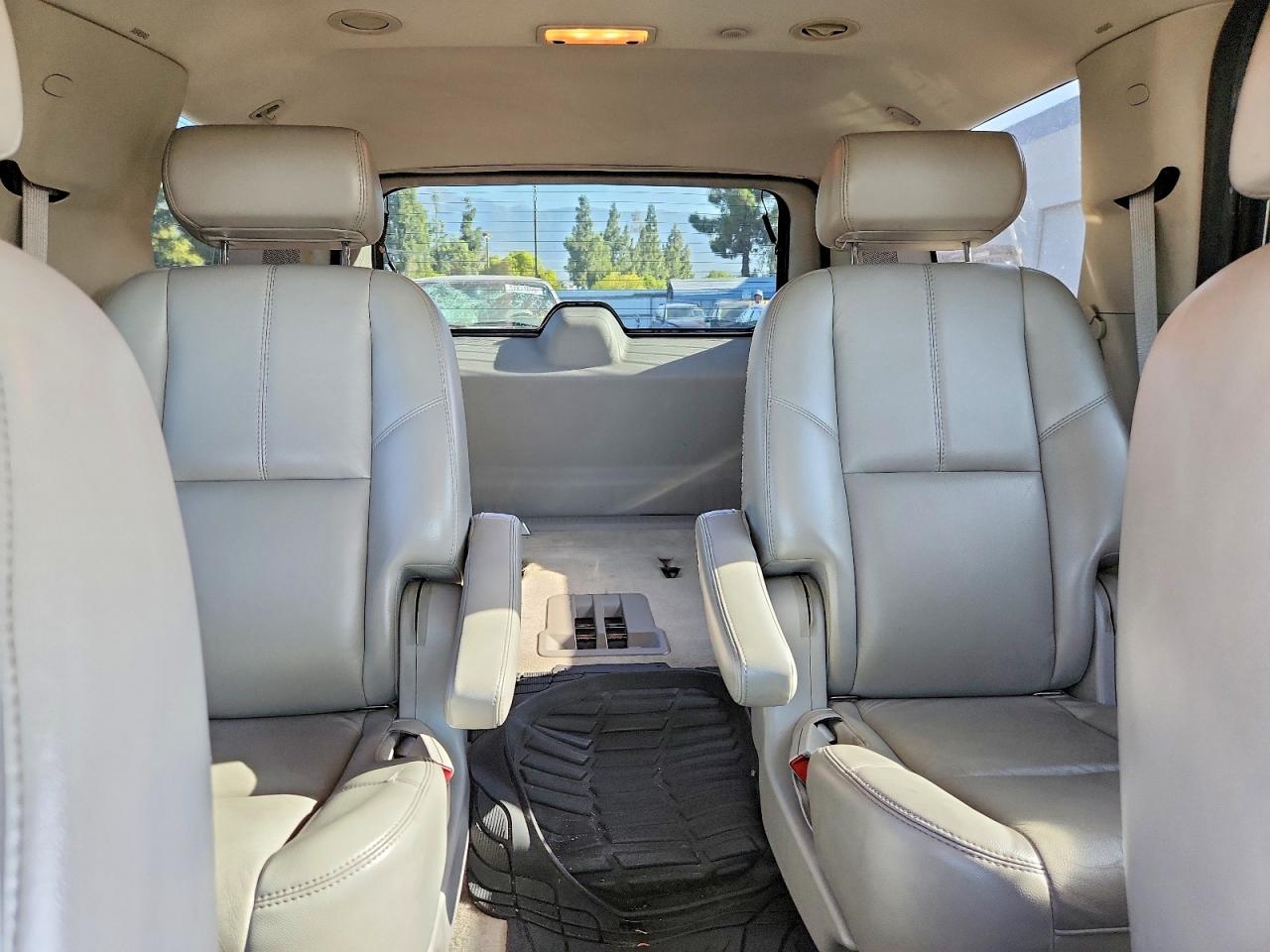 2007 Gmc Yukon Black vin: 1GKFC13077R125882