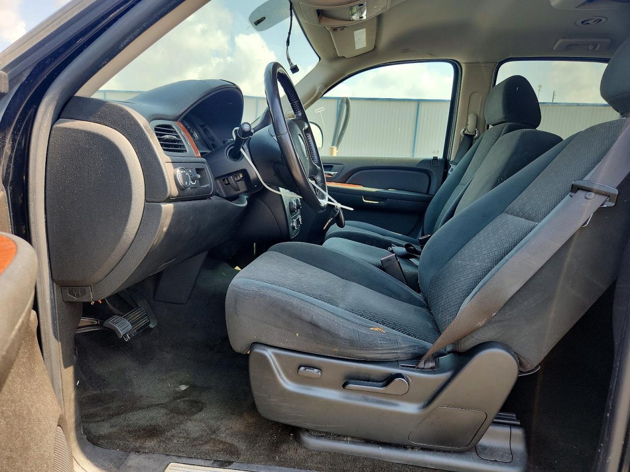 2007 Gmc Yukon Black vin: 1GKFC13077R391645