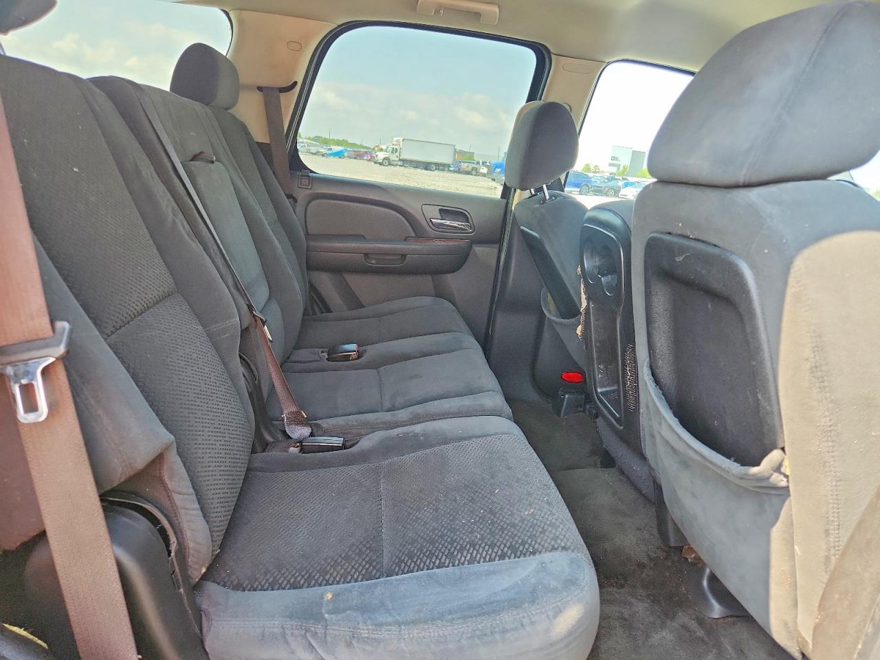 2007 Gmc Yukon Black vin: 1GKFC13077R391645
