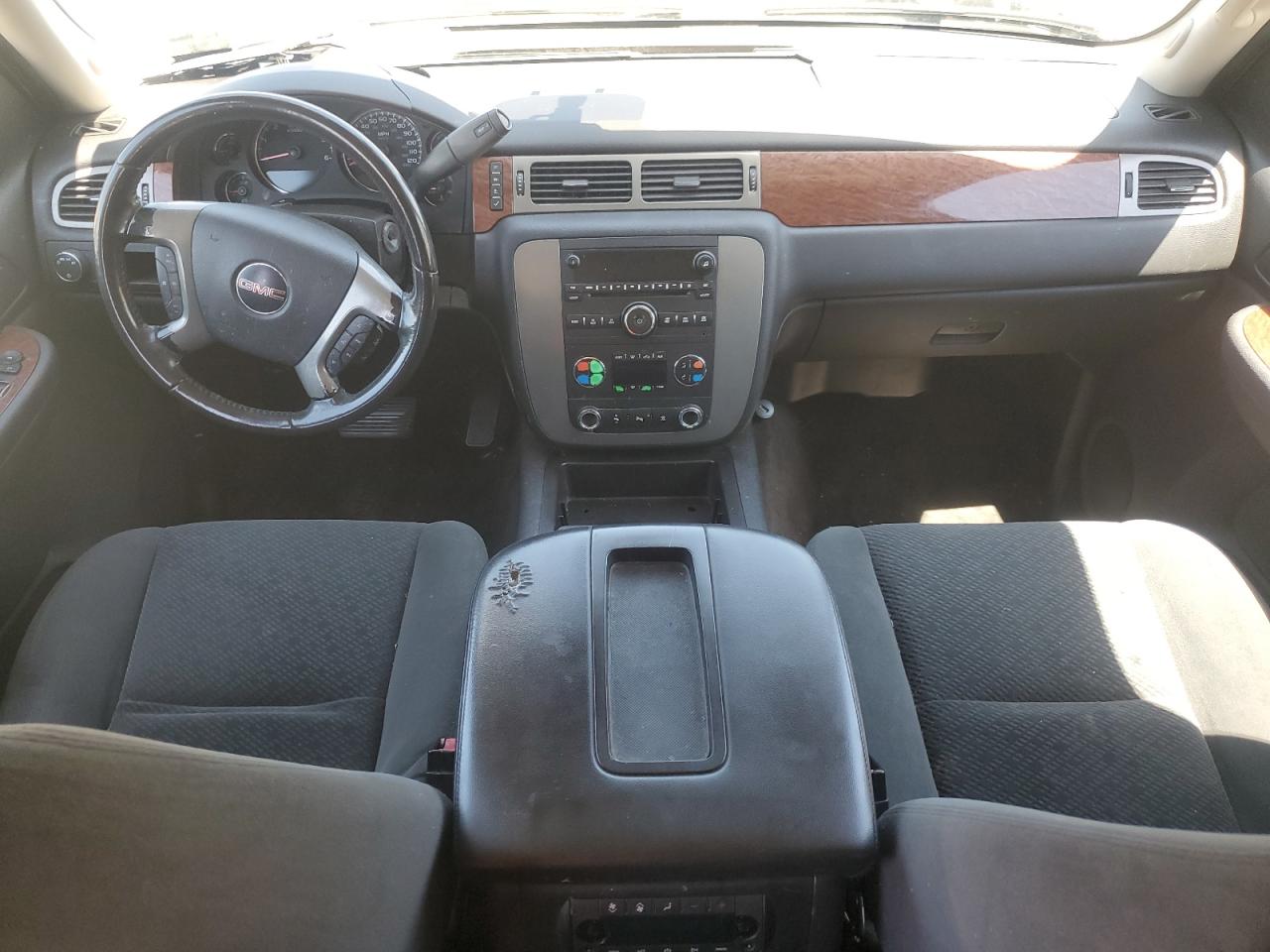 2008 Gmc Yukon Blue vin: 1GKFC13088R206536 Damage: Dash, Cracked, Replacement Required