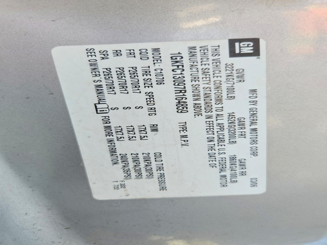 2007 Gmc Yukon Silver vin: 1GKFC13097R164859
