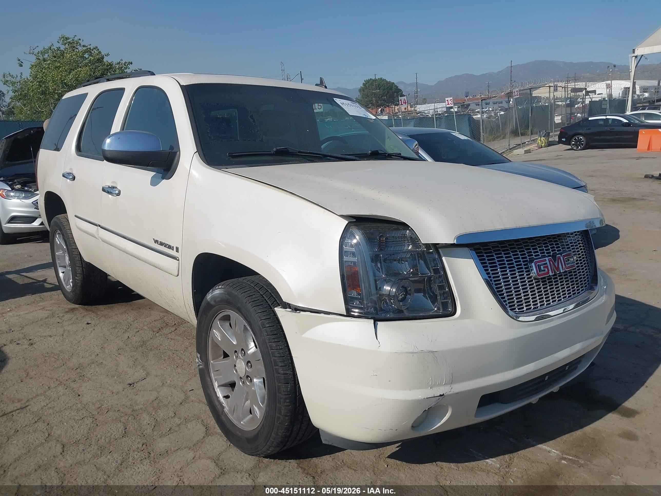 2008 Gmc Yukon Slt White vin: 1GKFC13098R230103