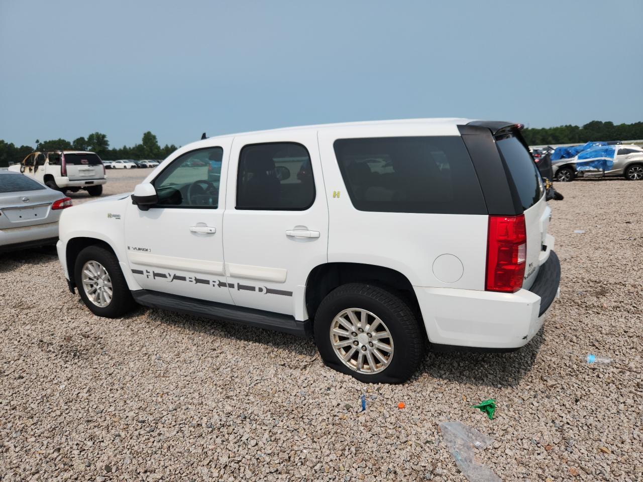 2008 Gmc Yukon Hybrid White vin: 1GKFC13588R220948