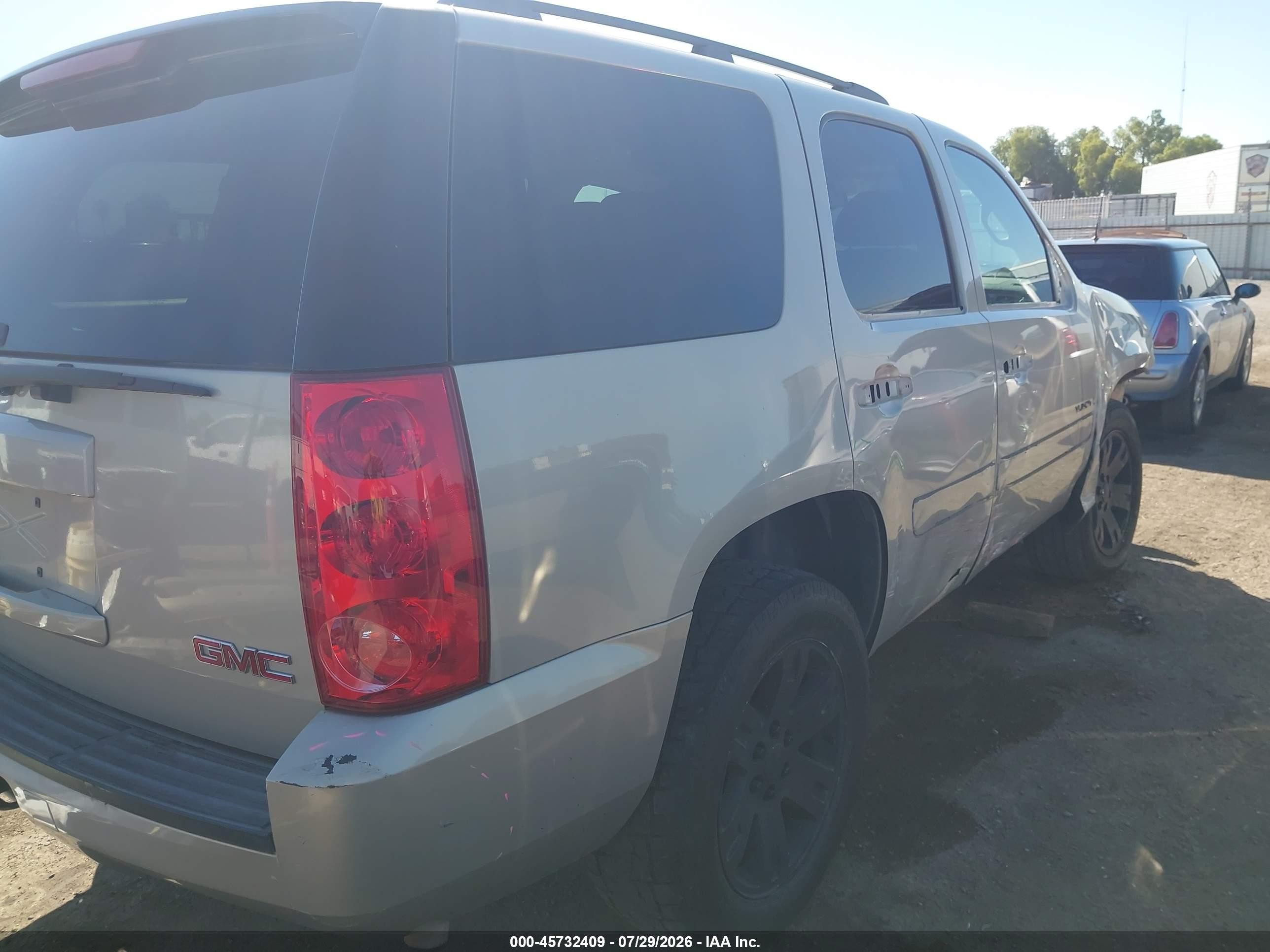 2007 Gmc Yukon Sle Champagne vin: 1GKFC13C27R413271