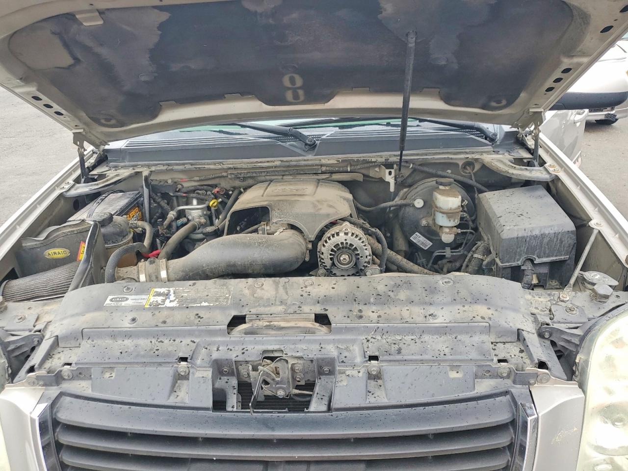 2007 Gmc Yukon Silver vin: 1GKFC13C37J252542