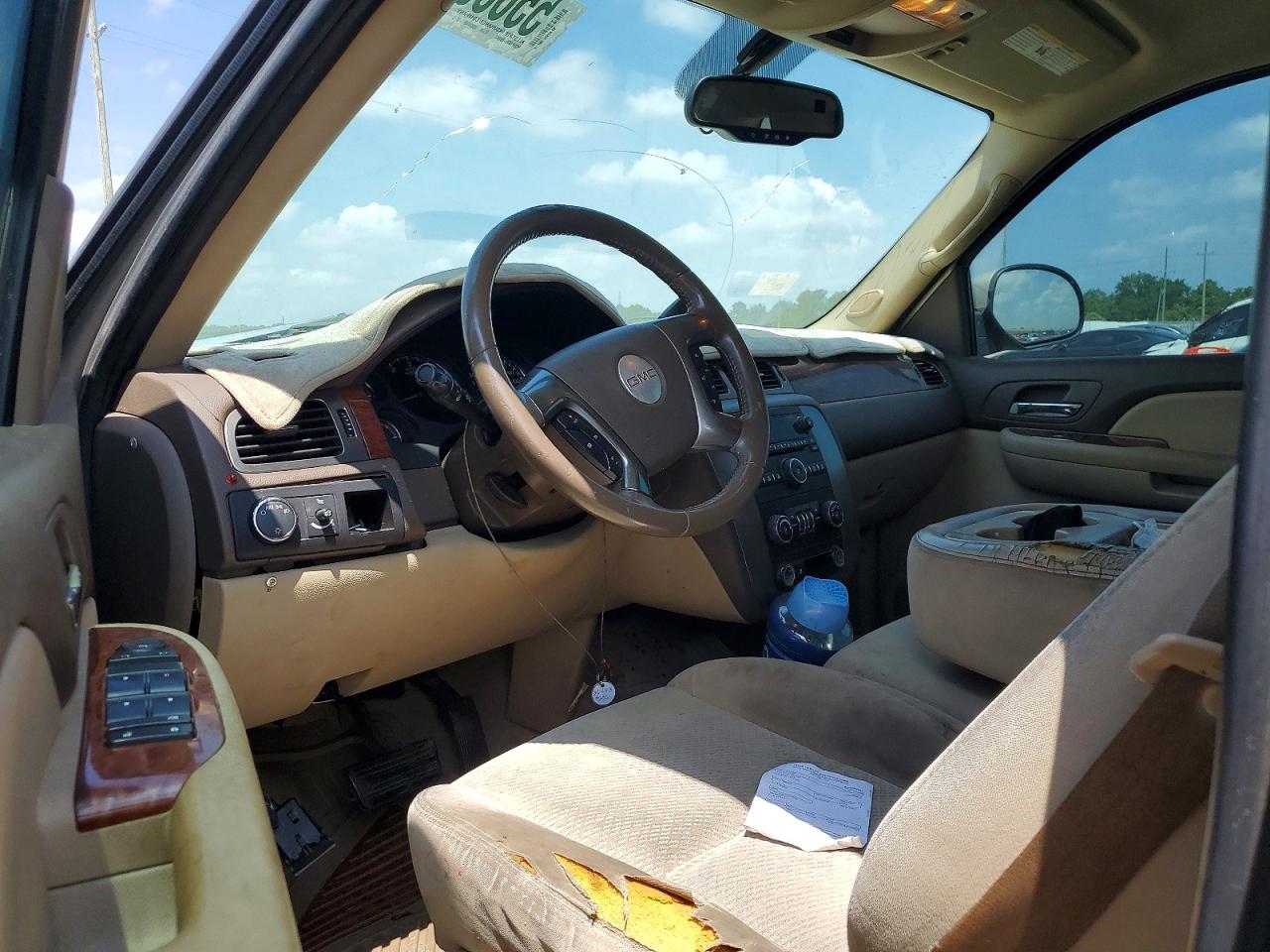 2007 Gmc Yukon Beige vin: 1GKFC13C57R369427