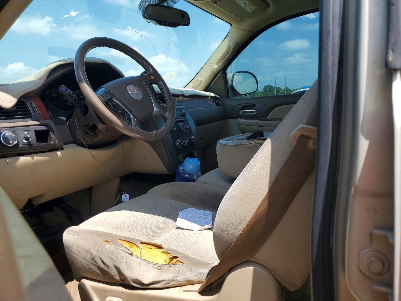 2007 Gmc Yukon Beige vin: 1GKFC13C57R369427