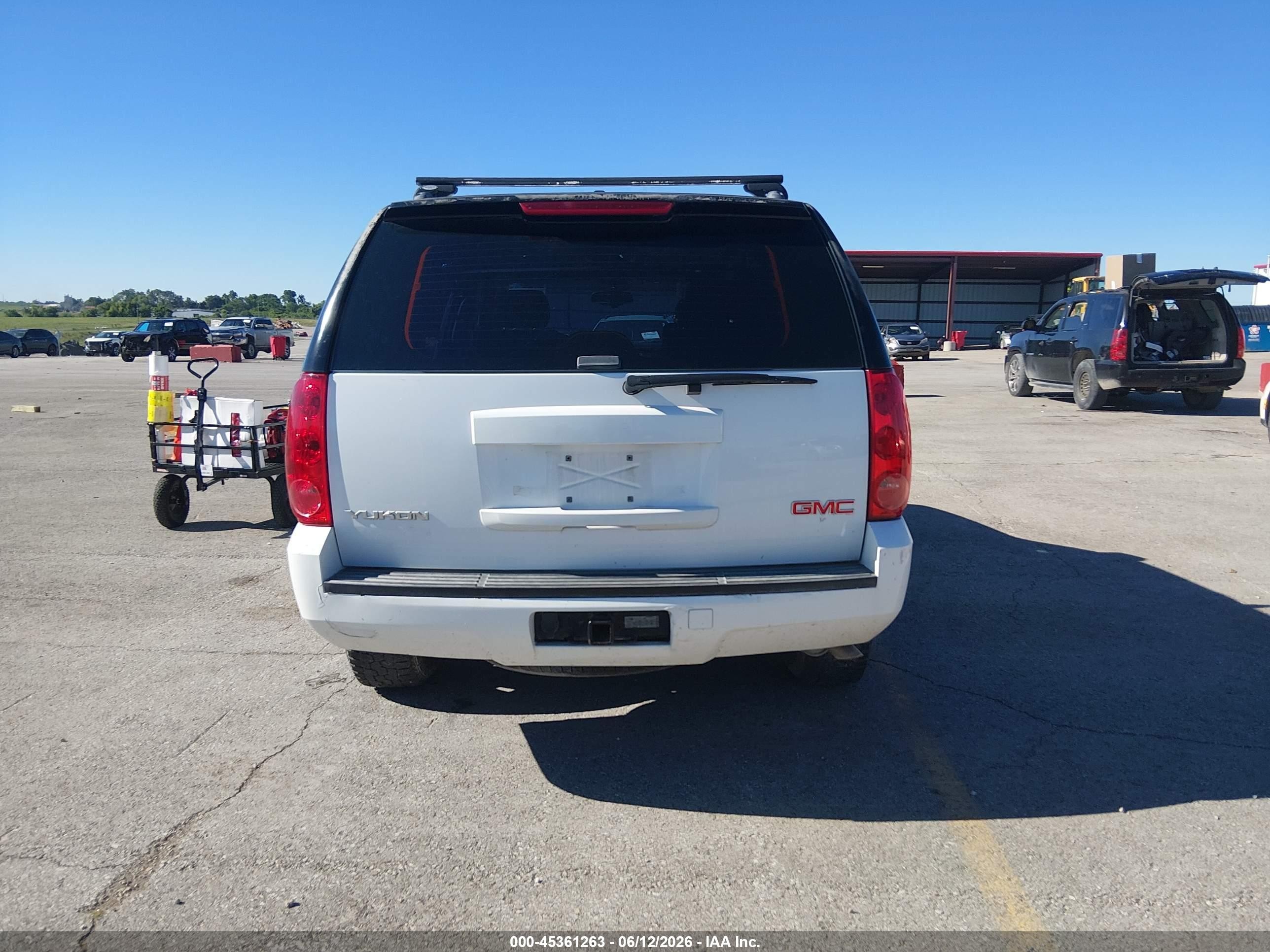2009 Gmc Yukon Commercial Fleet White vin: 1GKFC13C99R202961
