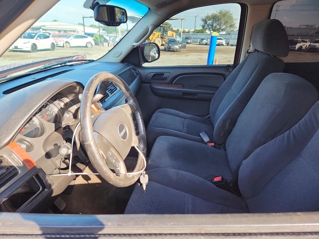 2007 Gmc Yukon Burgundy vin: 1GKFC13J27J102355