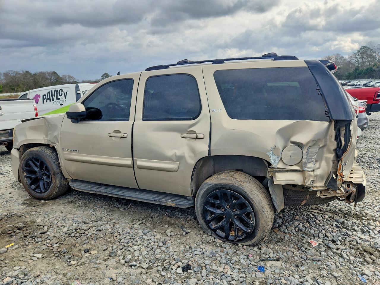 2007 Gmc Yukon Beige vin: 1GKFC13J37R143093